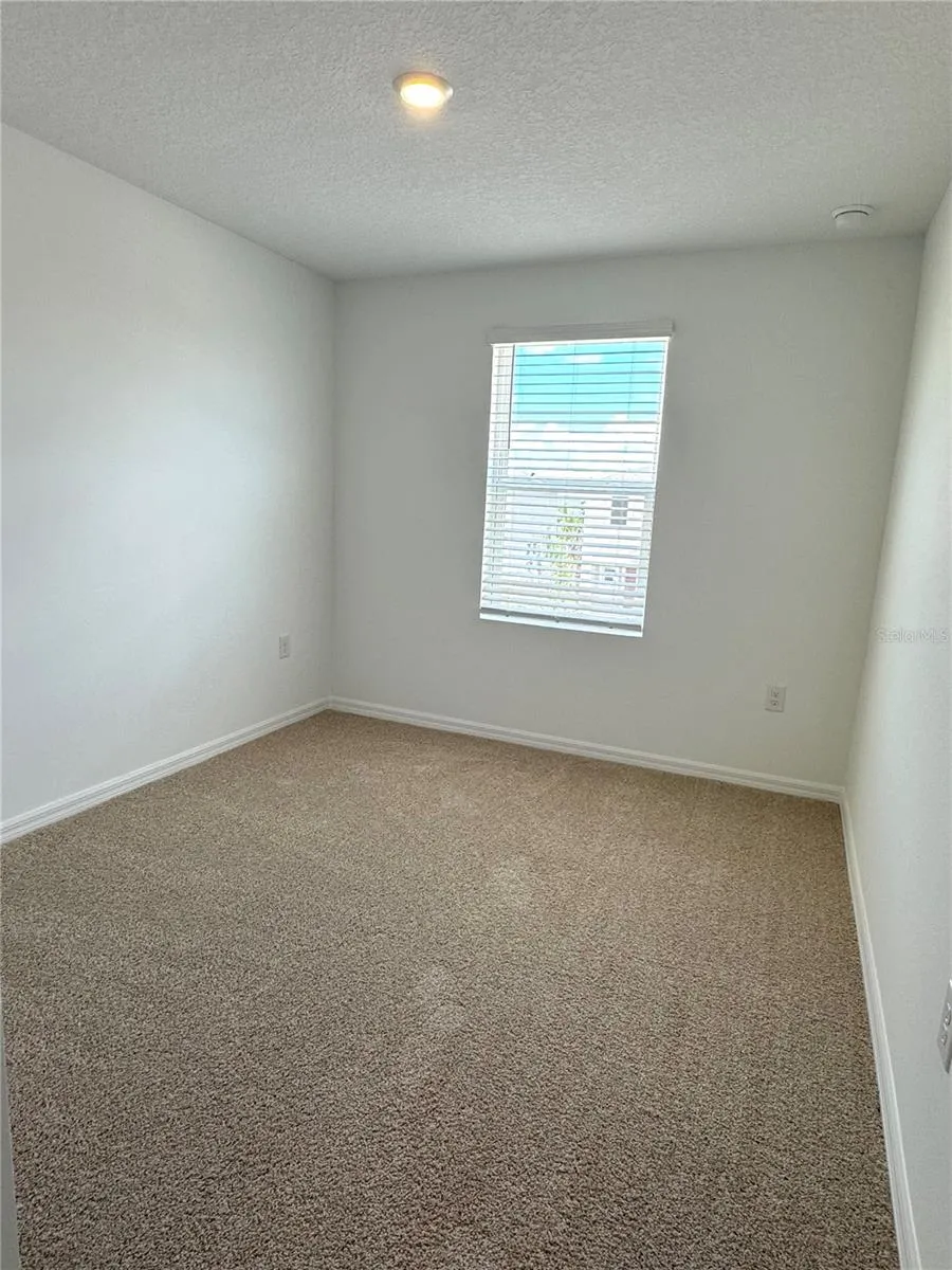 8477 LUNAR SKYE ST