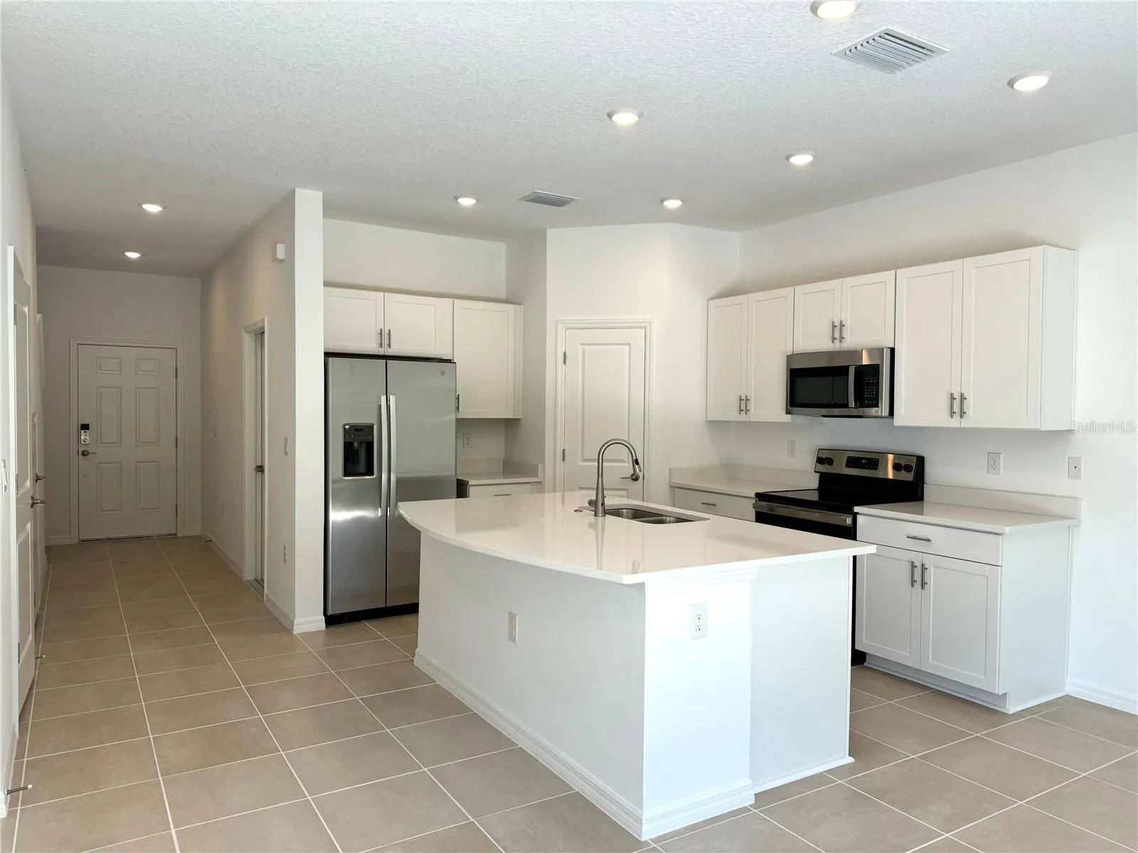 8477 LUNAR SKYE ST