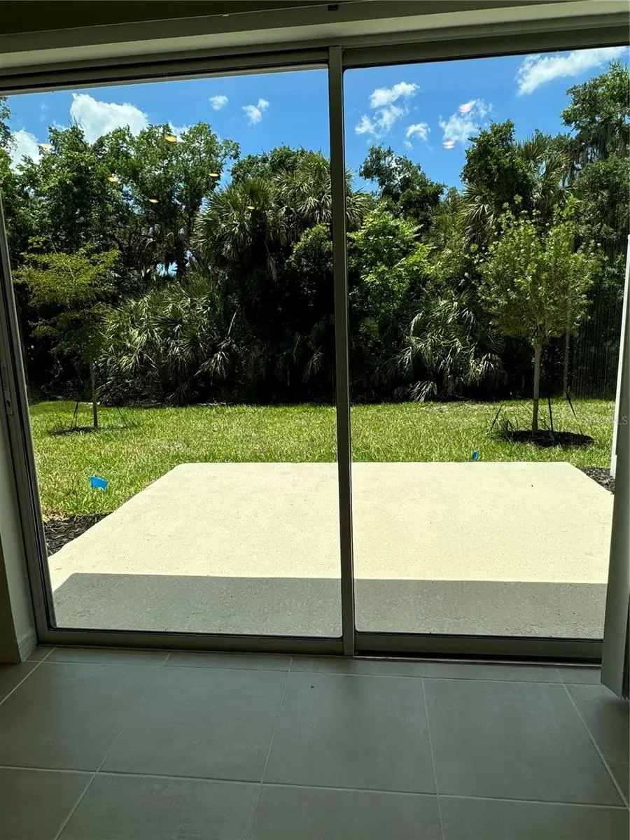 8477 LUNAR SKYE ST