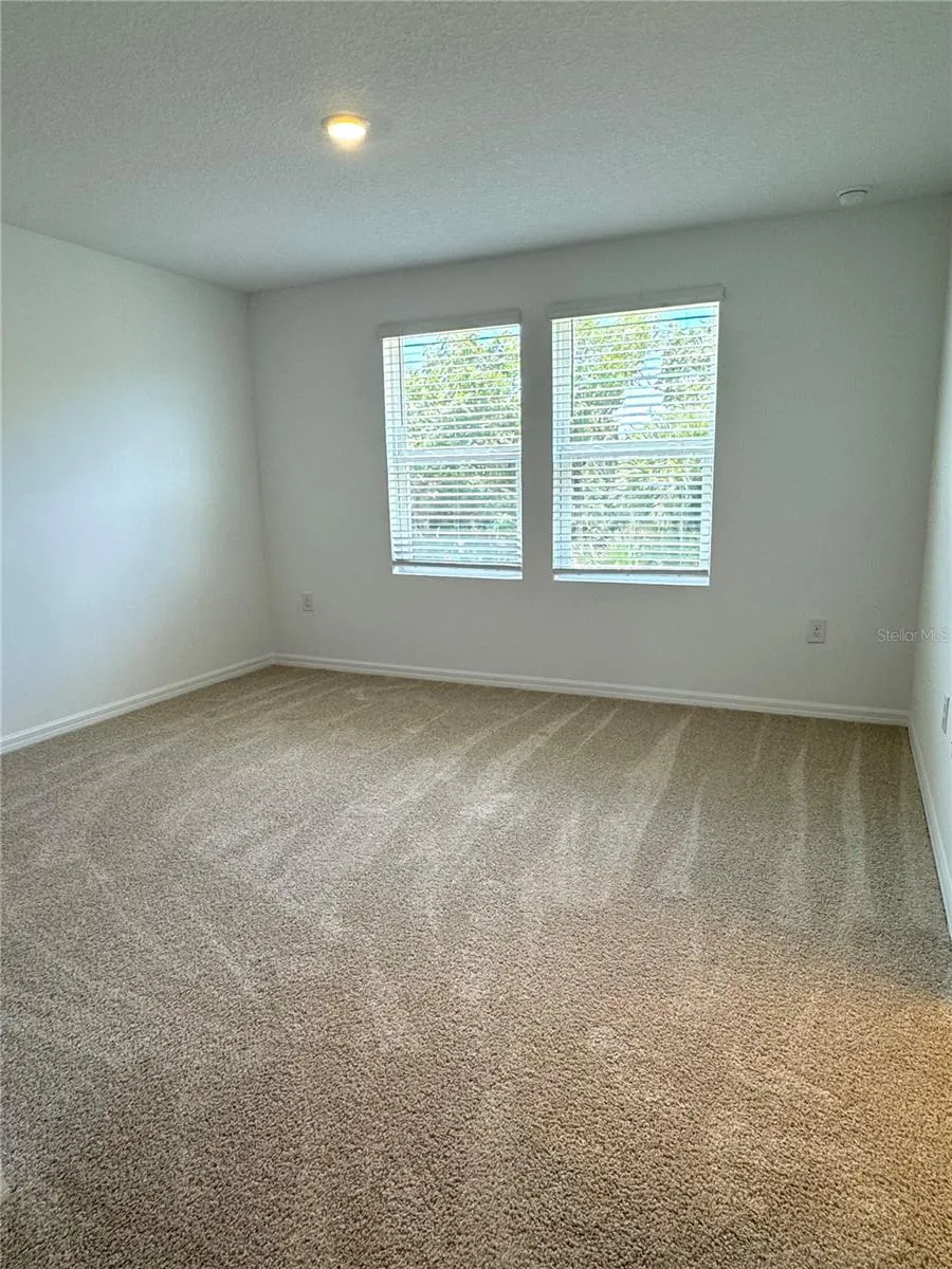 8477 LUNAR SKYE ST