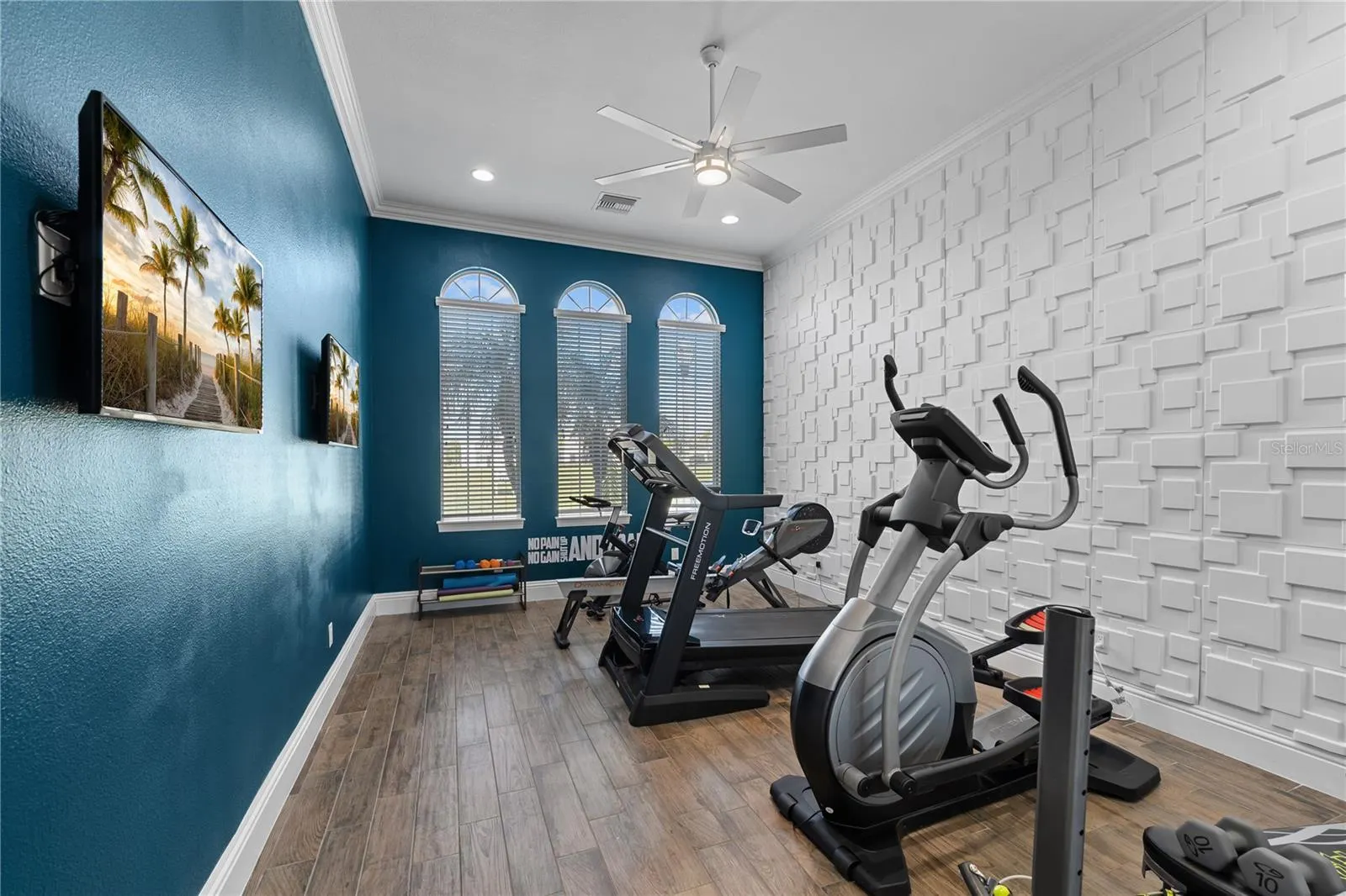 1125 GRAND TRAVERSE PKWY