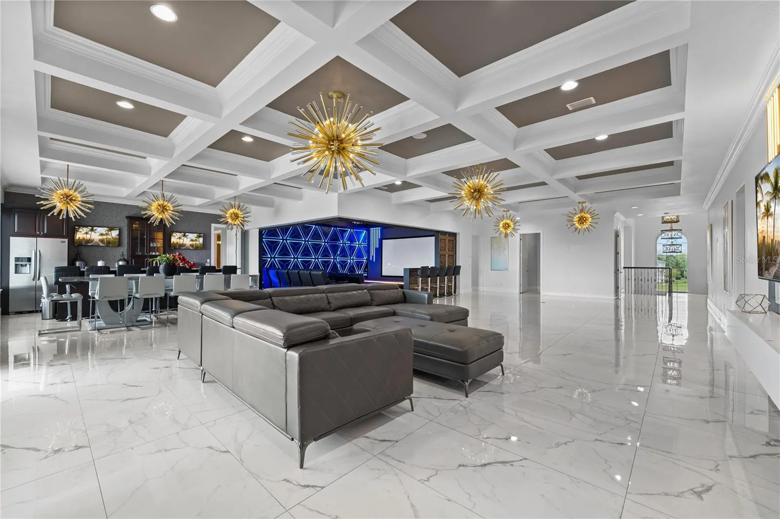 1125 GRAND TRAVERSE PKWY