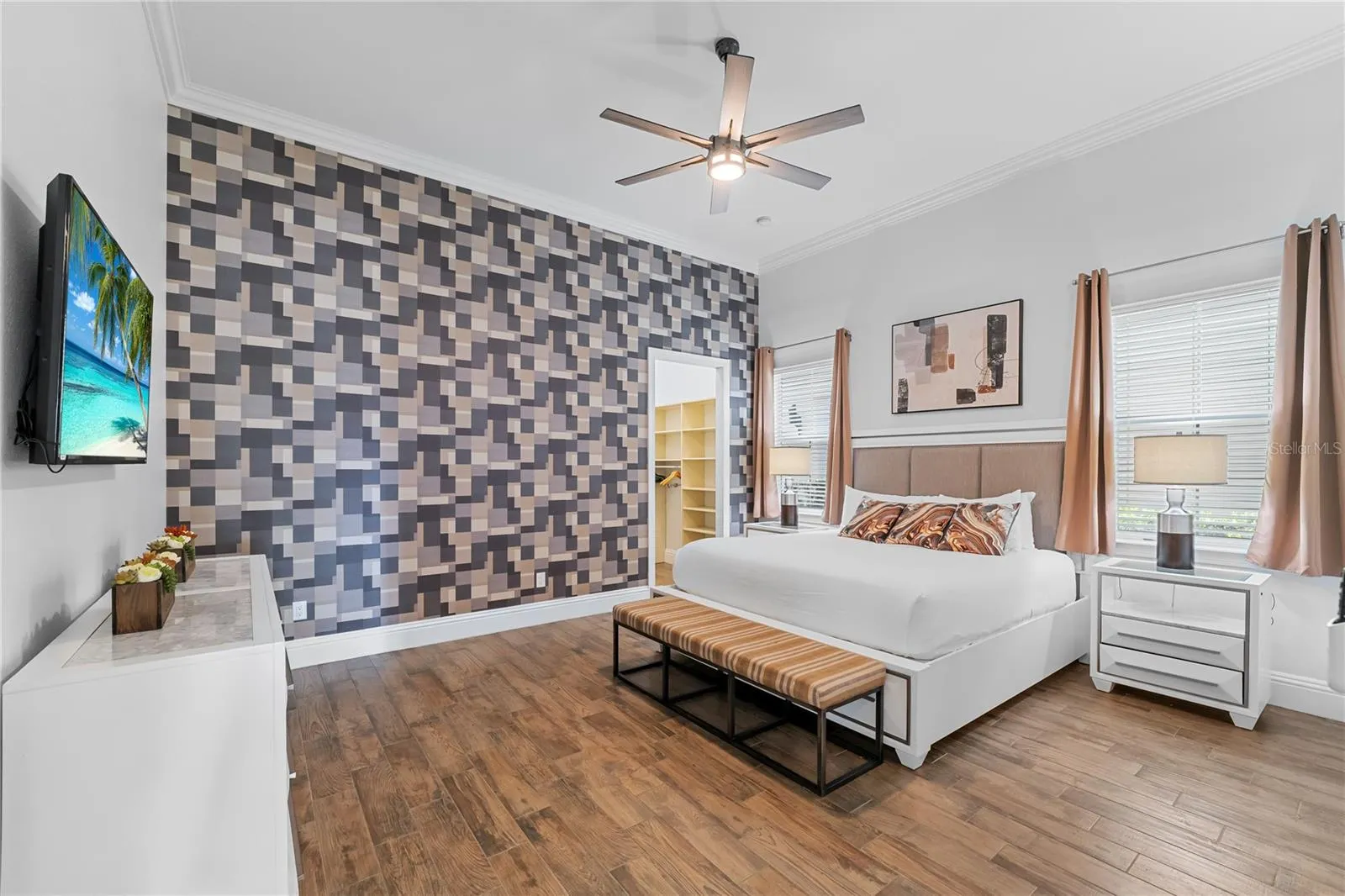 1125 GRAND TRAVERSE PKWY