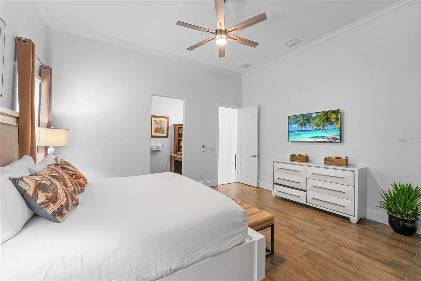 1125 GRAND TRAVERSE PKWY