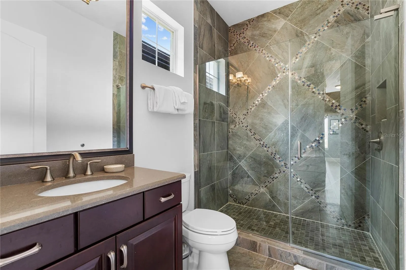 1125 GRAND TRAVERSE PKWY
