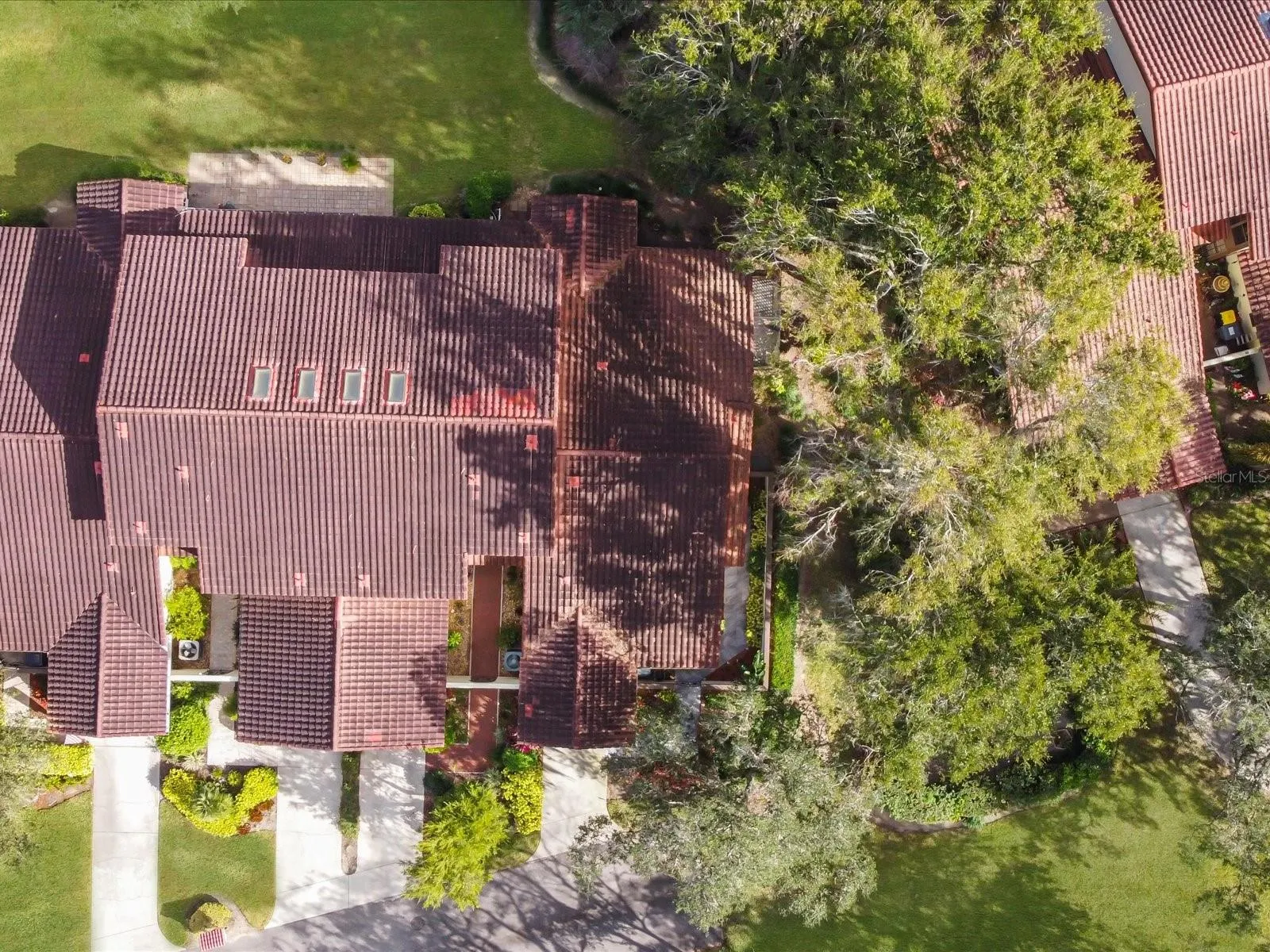 157 COVENTRY CIR