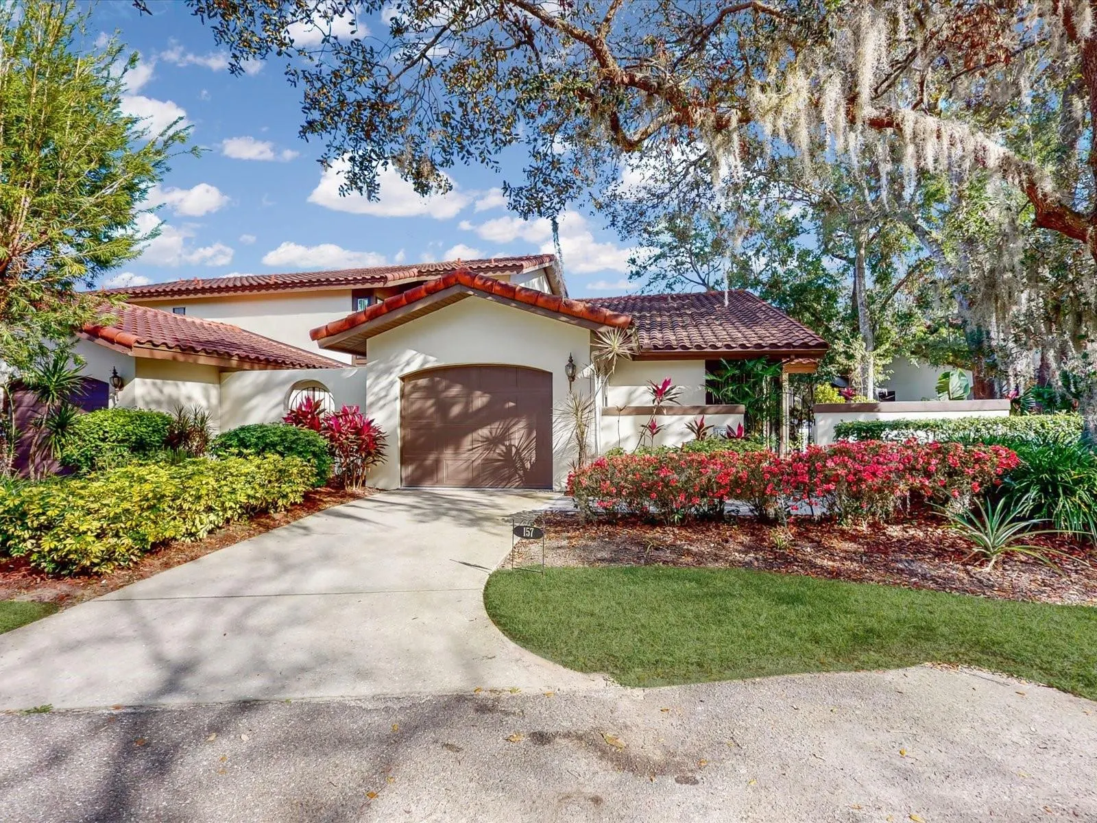 157 COVENTRY CIR