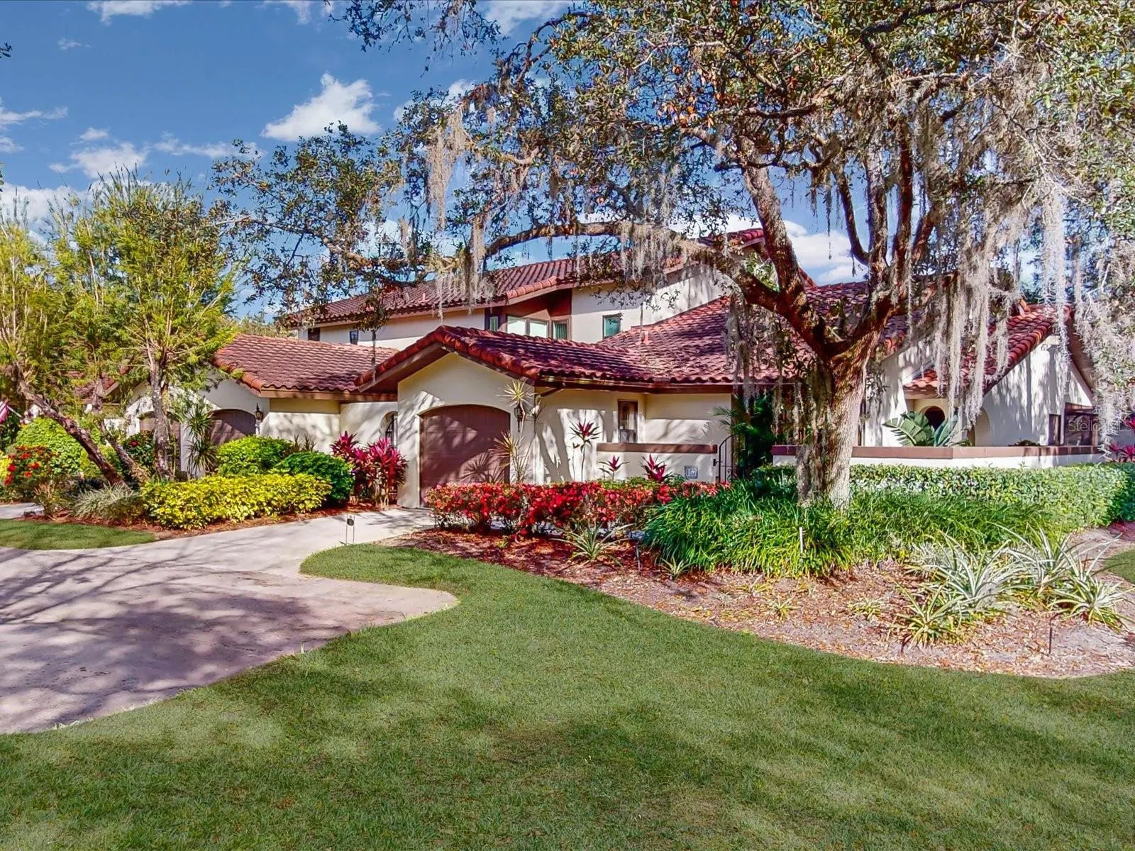 157 COVENTRY CIR