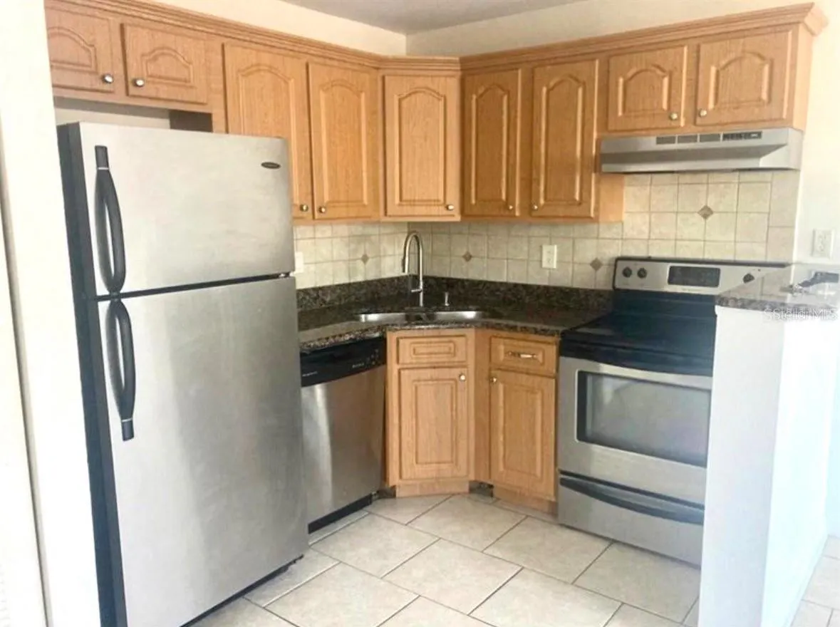 4772 WALDEN CIR #11, #11