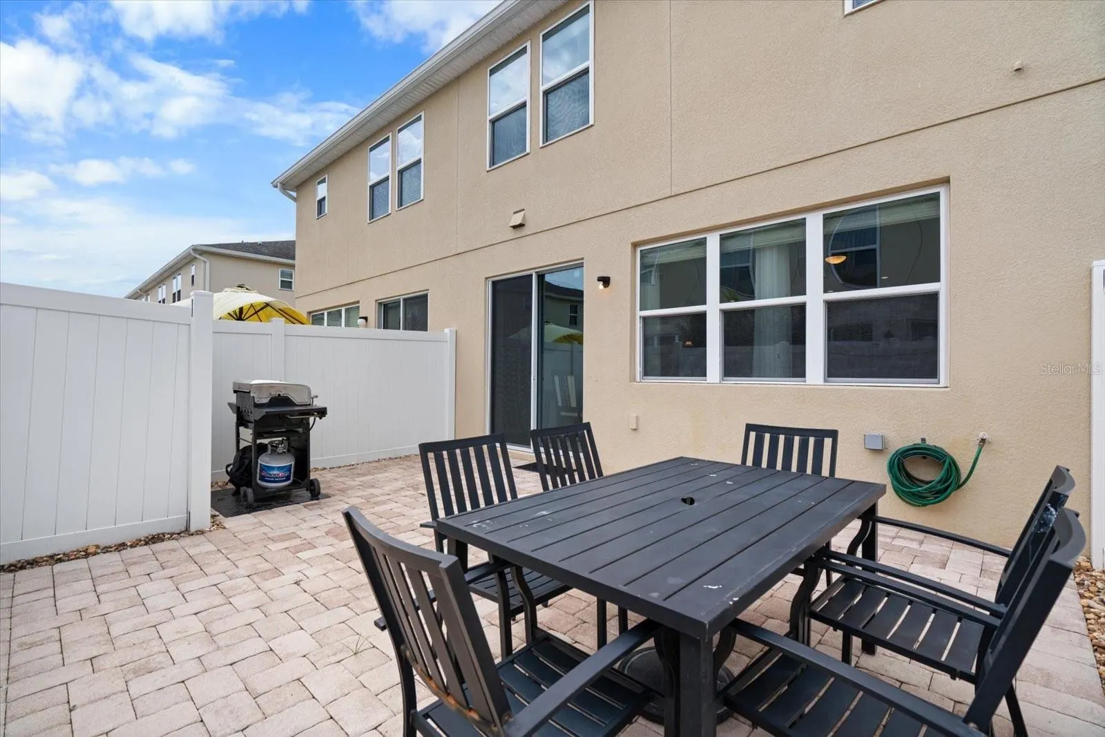 5112 KILLARNEY WAY