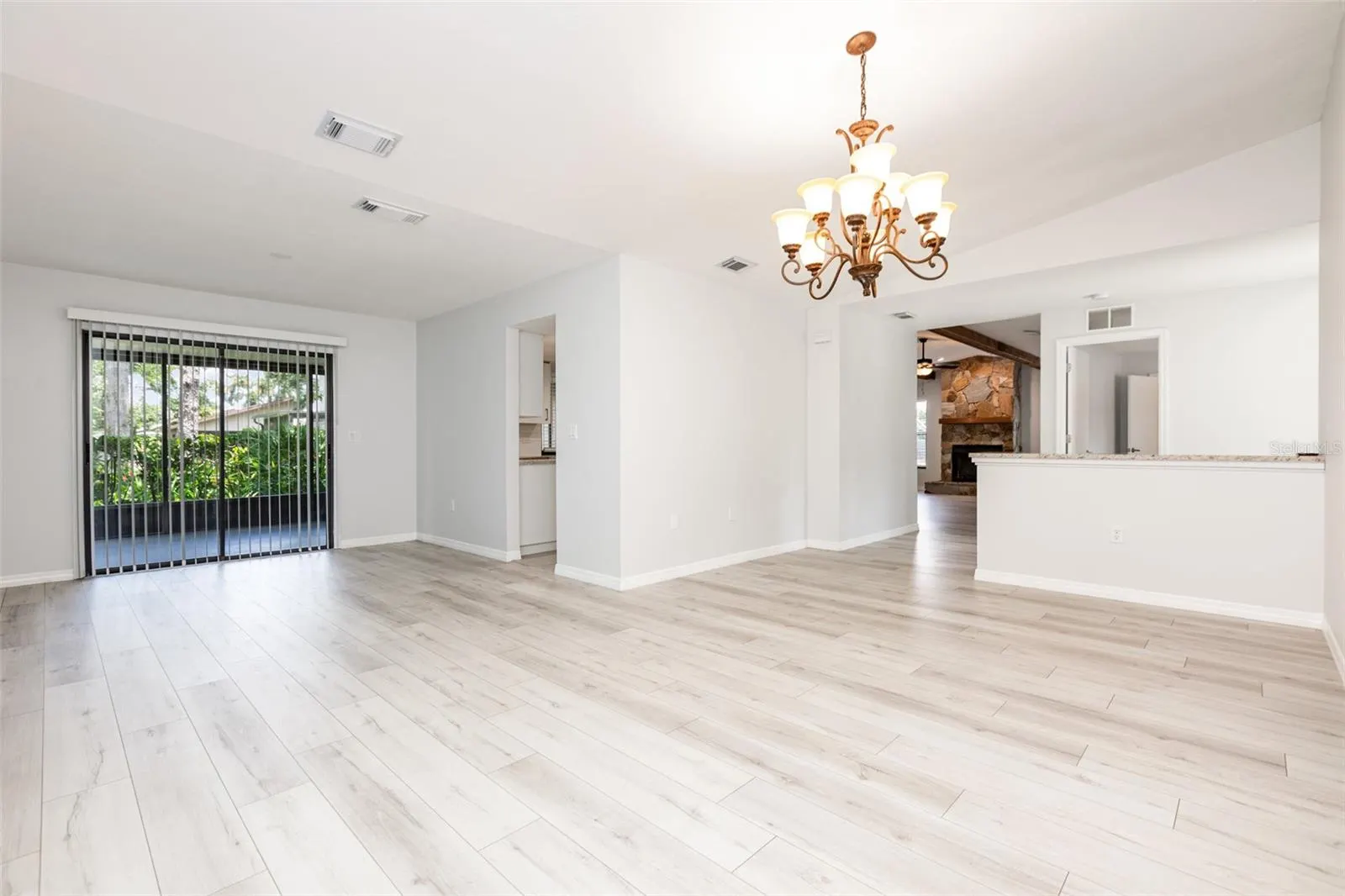 8434 CYPRESS LAKE CIR