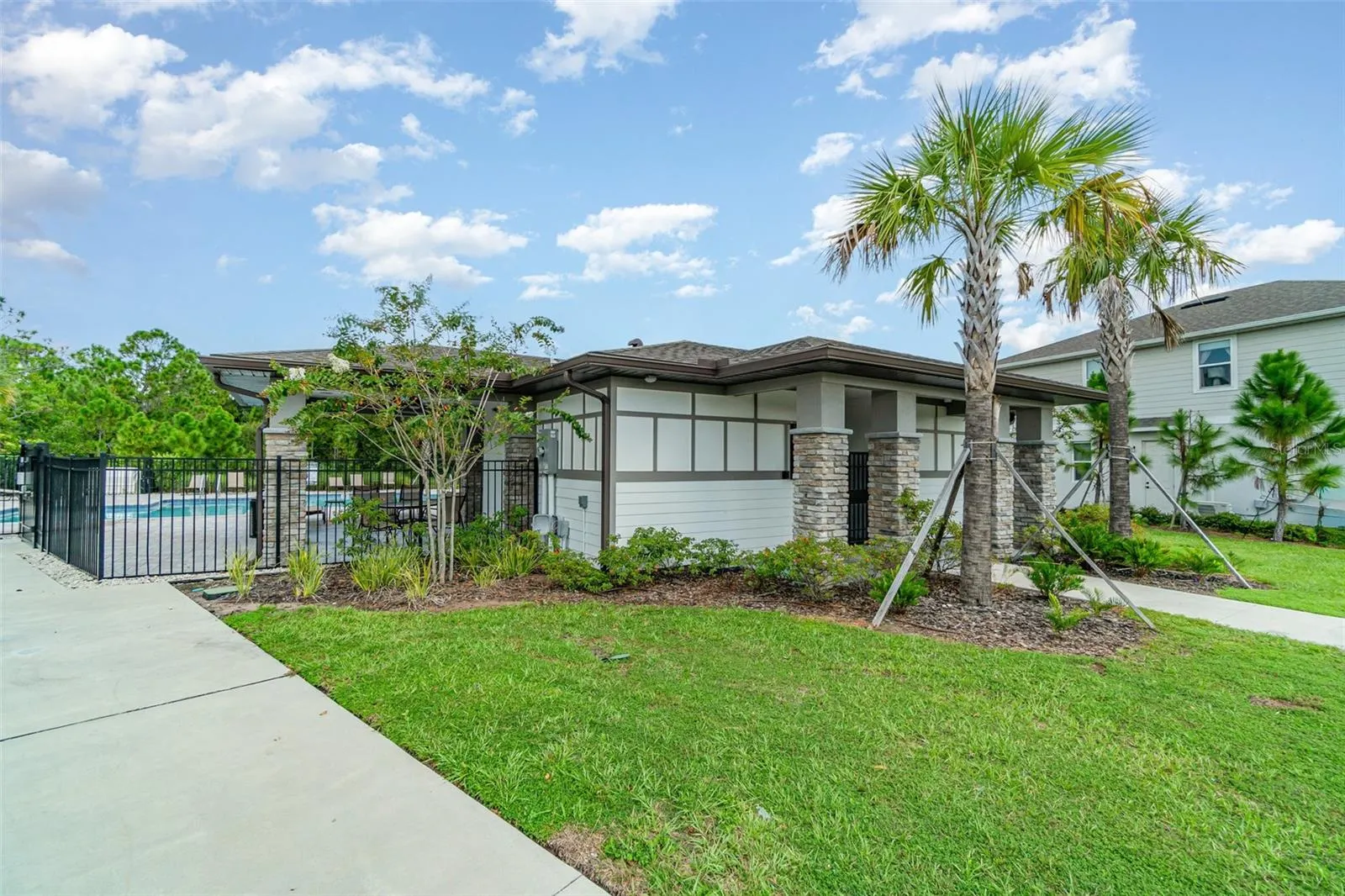 4032 SOUTHERN VISTA LOOP