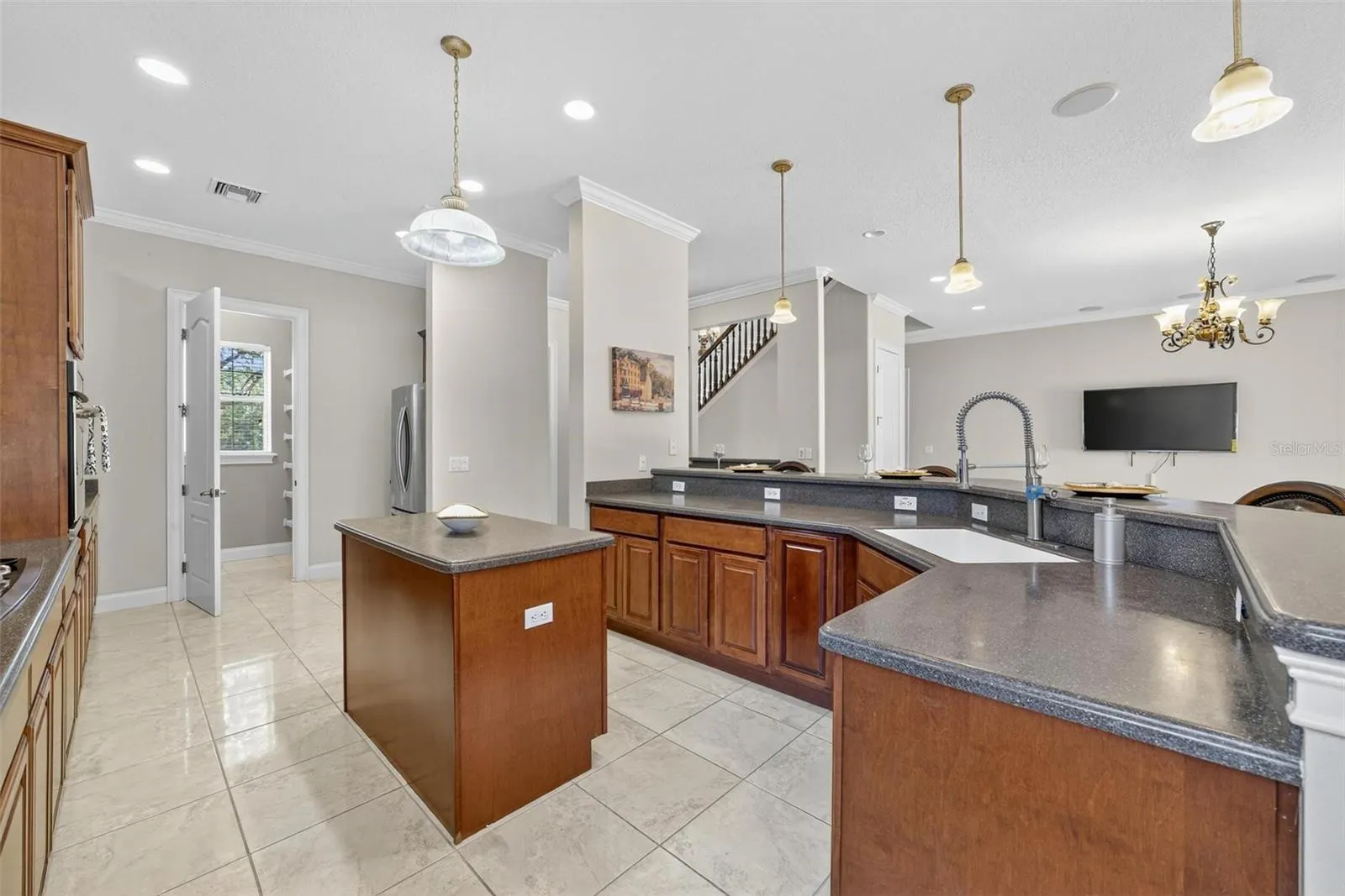 3329 SCHOOLHOUSE RD
