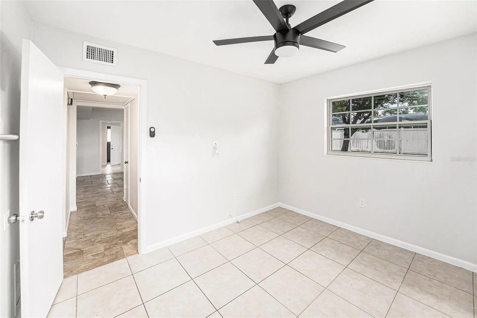 15 S NIMBUS AVE
