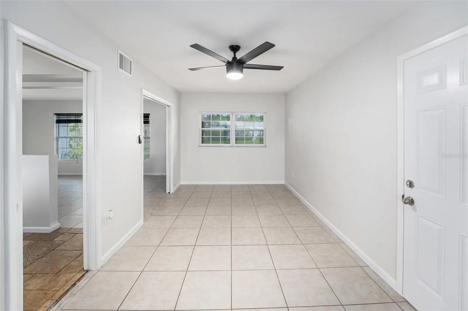 15 S NIMBUS AVE