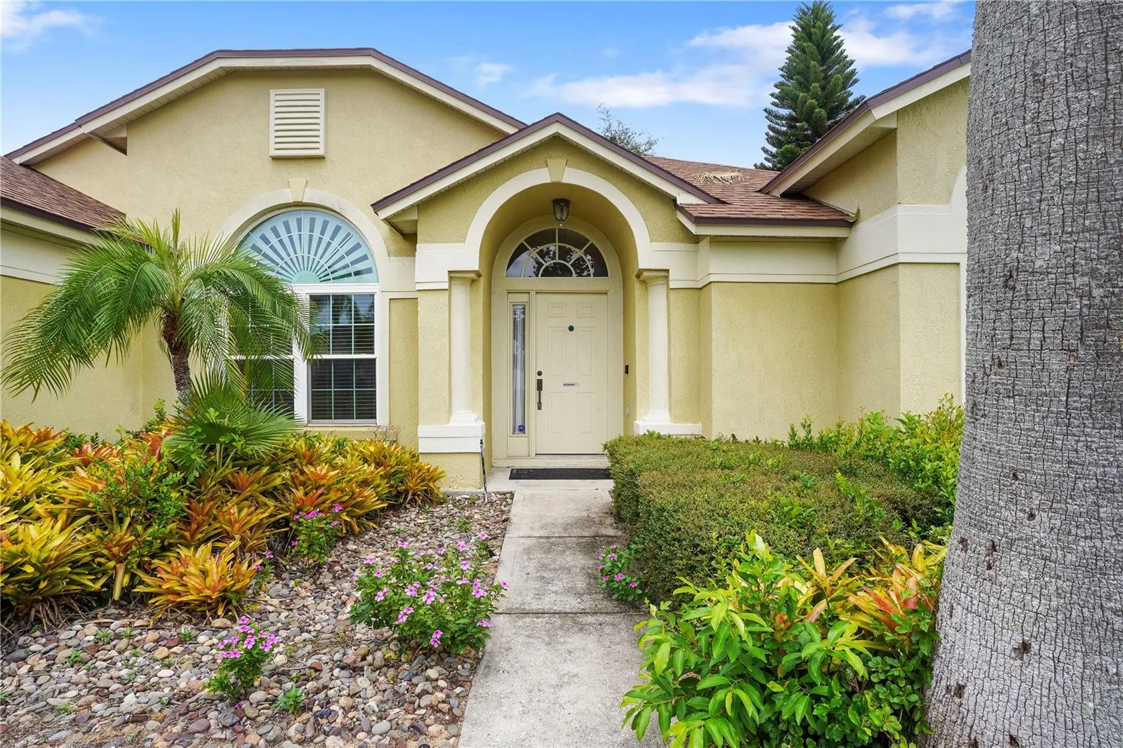 722 VIA BIANCA DR