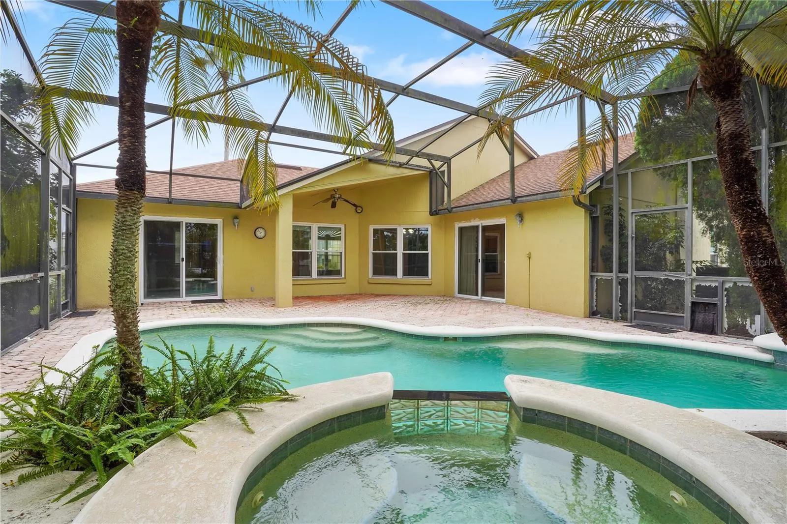 722 VIA BIANCA DR