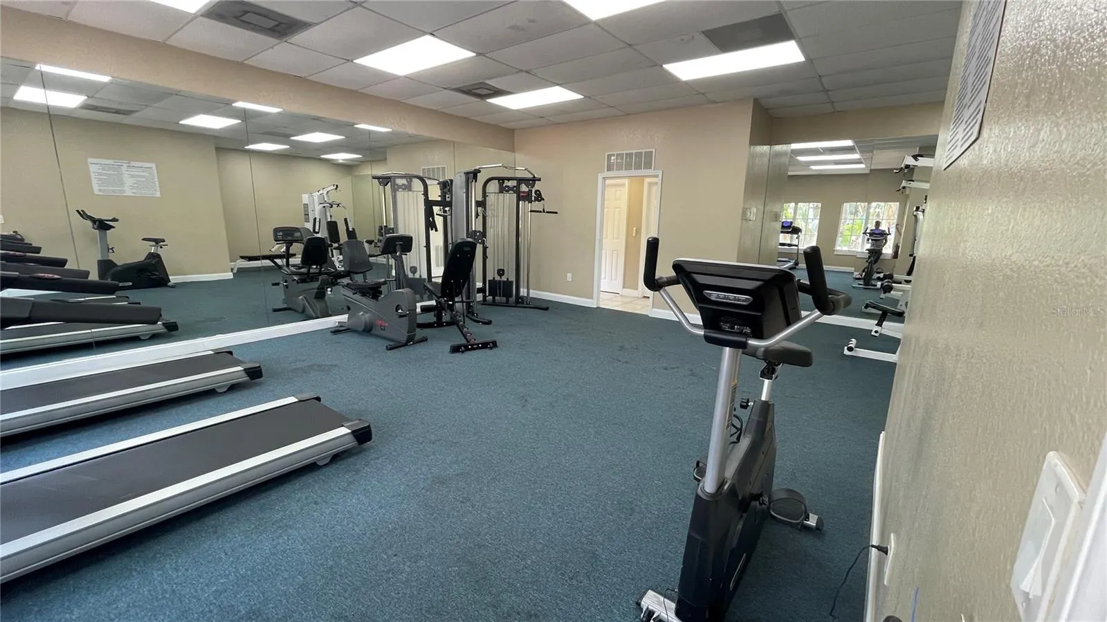 2860 SOMERSET PARK DR #203, #203