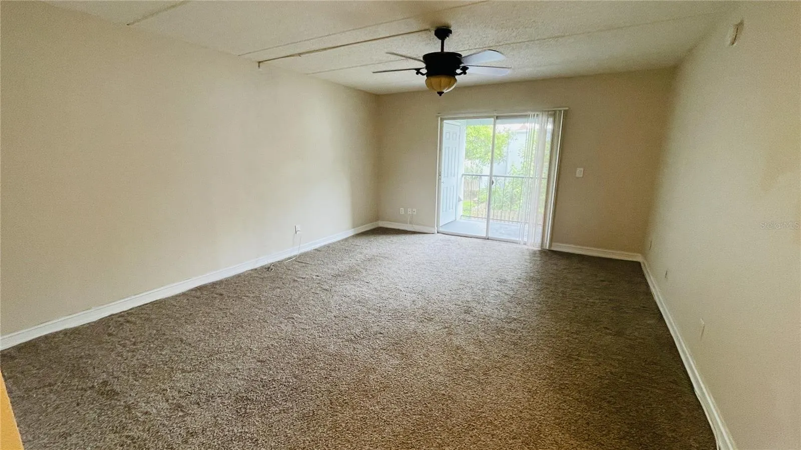 2860 SOMERSET PARK DR #203, #203
