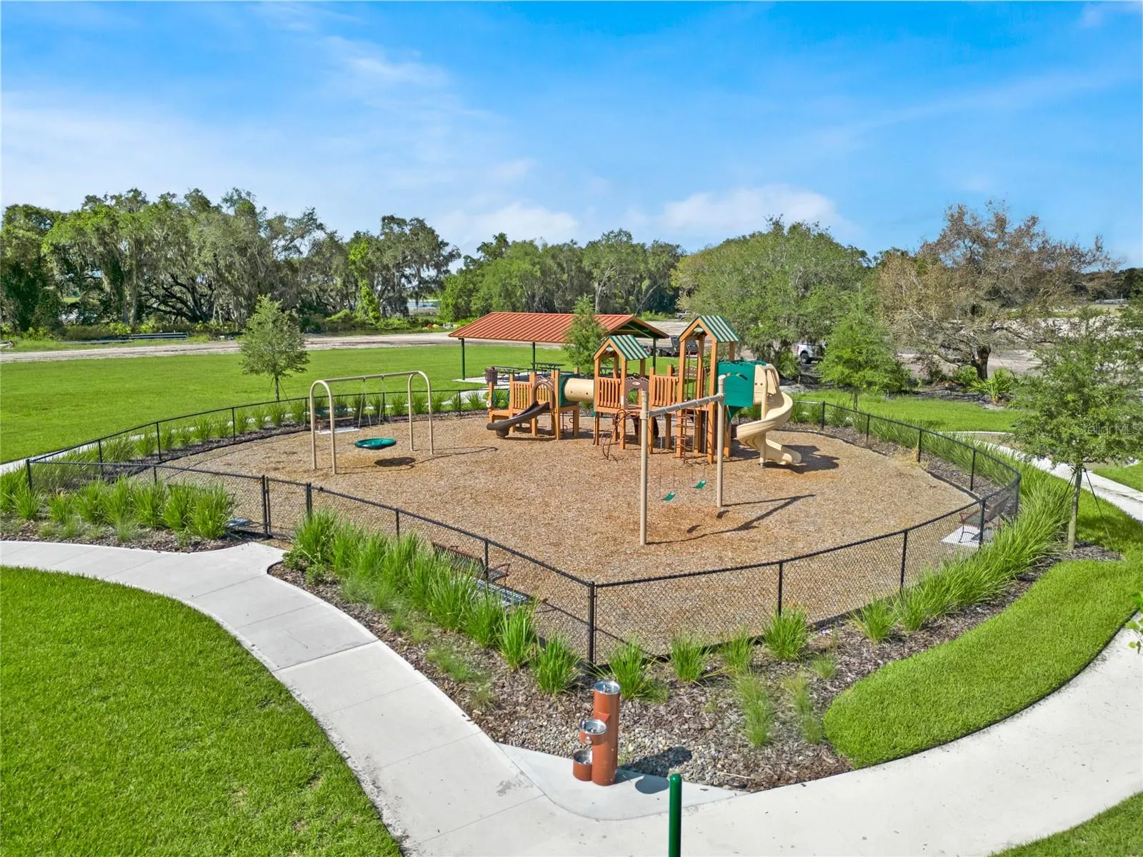 2010 WALNUT CREEK DR
