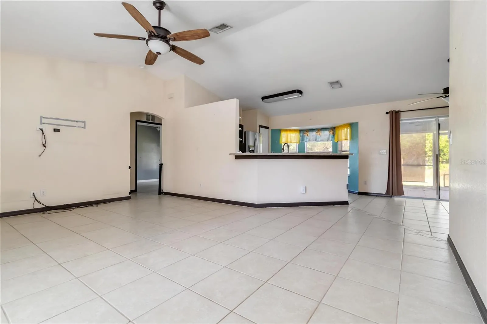 4495 AMARI RD