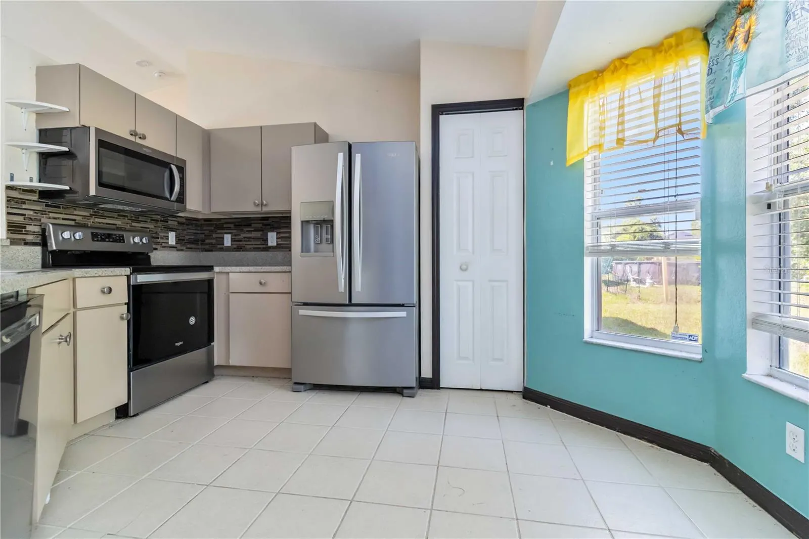 4495 AMARI RD