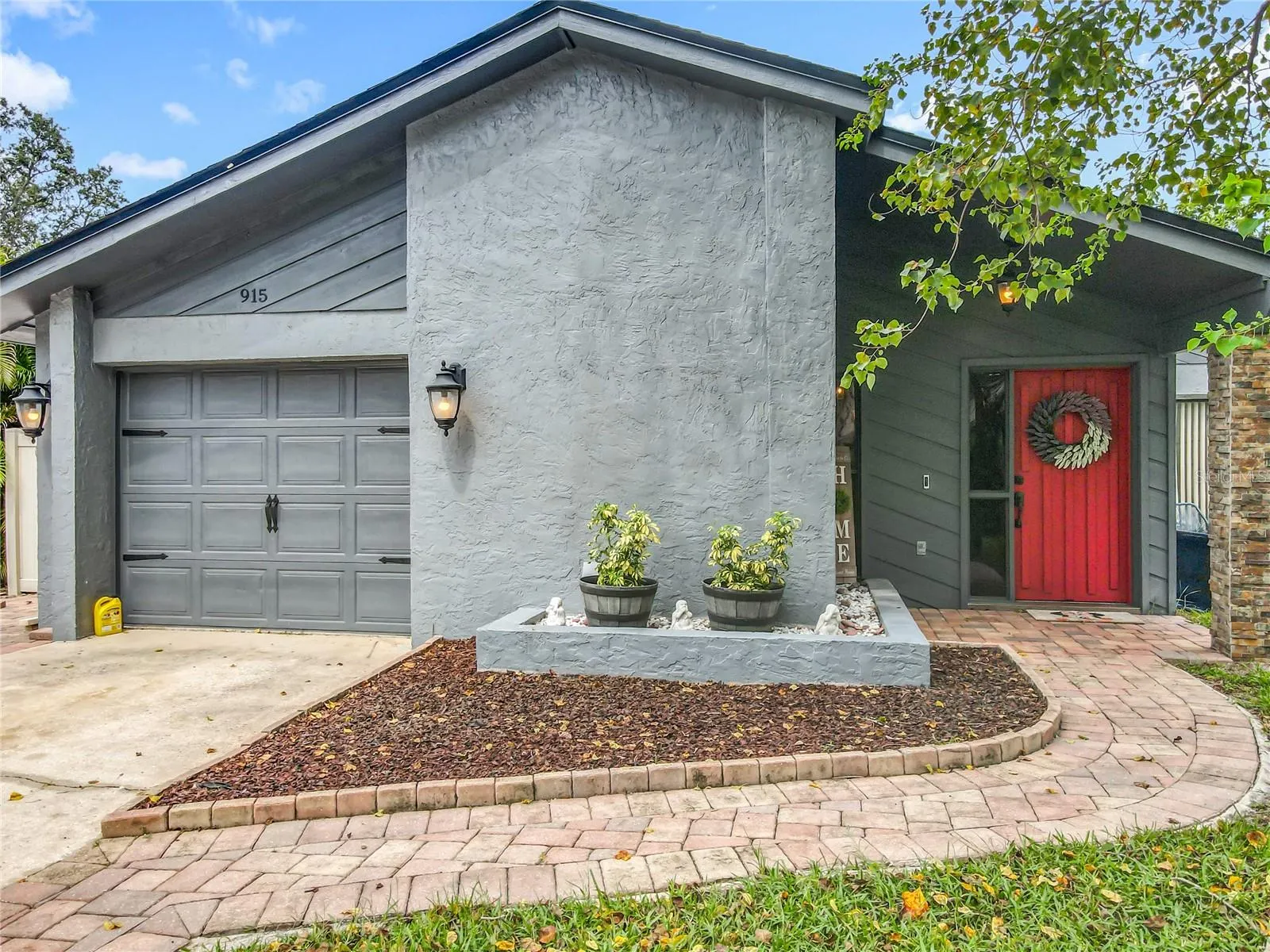 915 CYPRESSWOOD CT