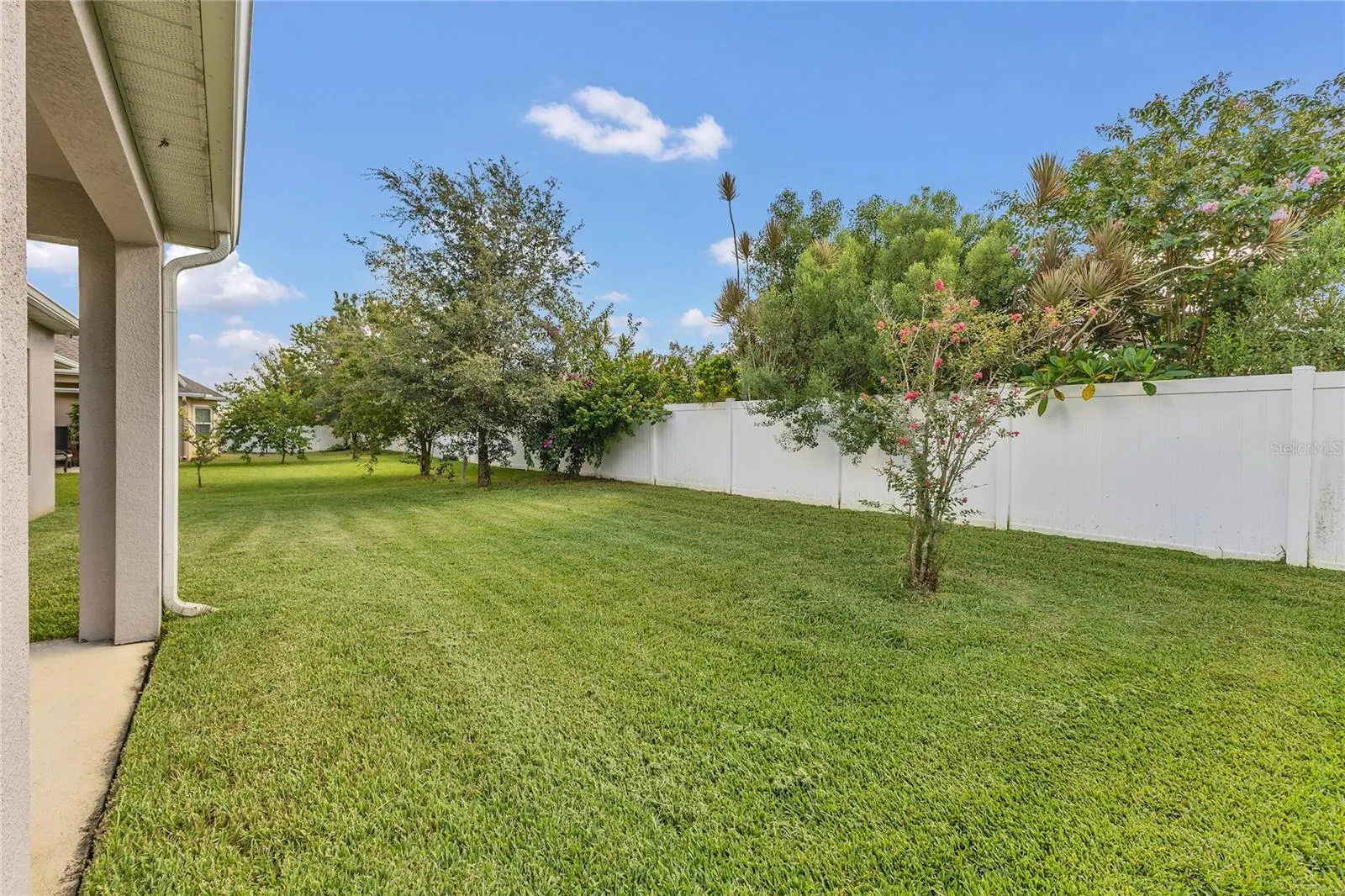 1731 REFLECTION LN