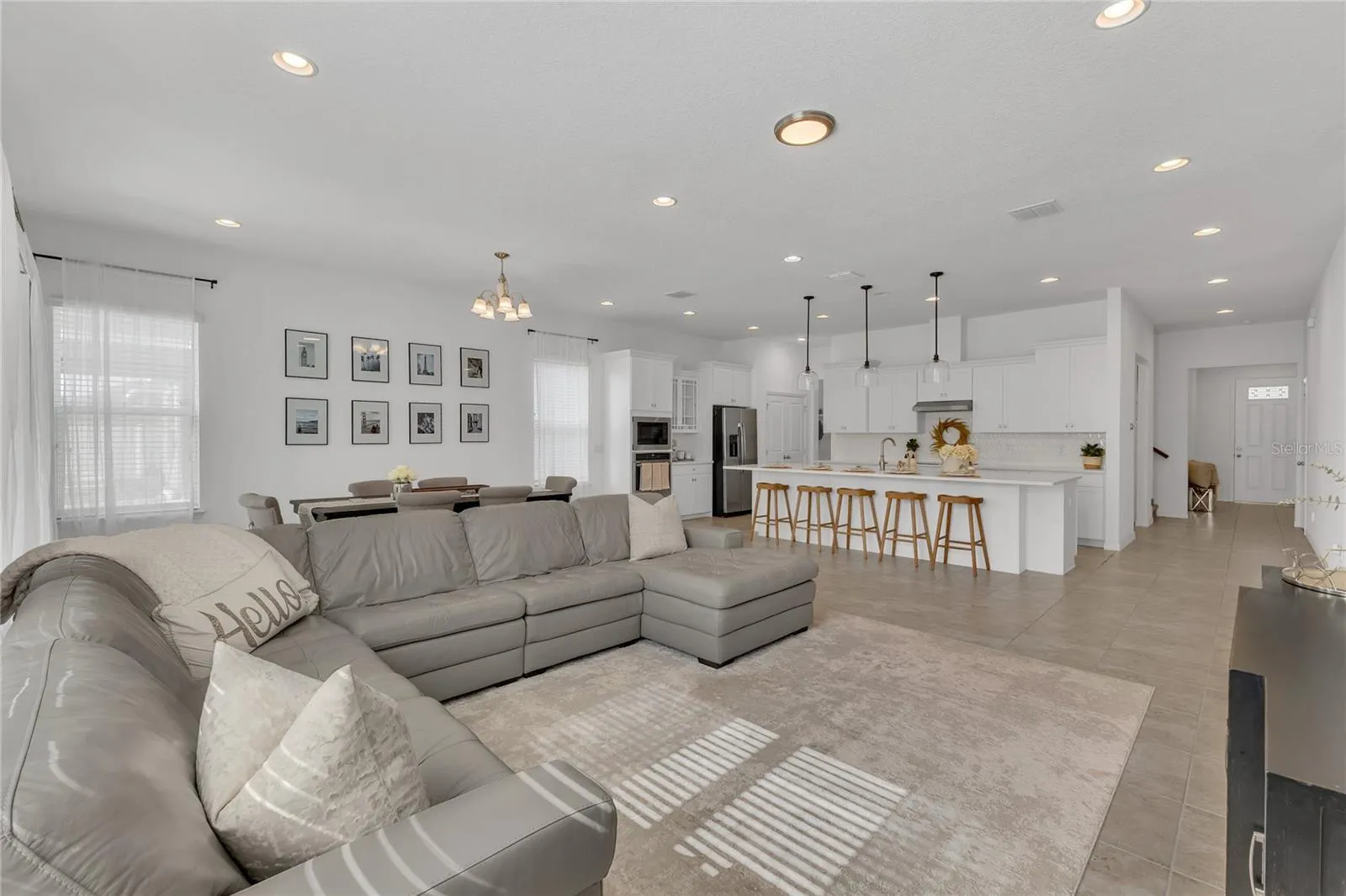 1731 REFLECTION LN
