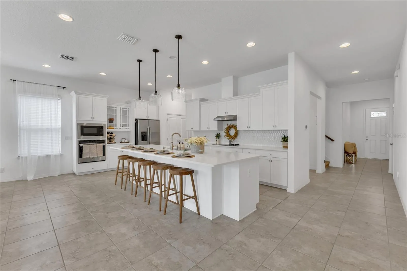 1731 REFLECTION LN