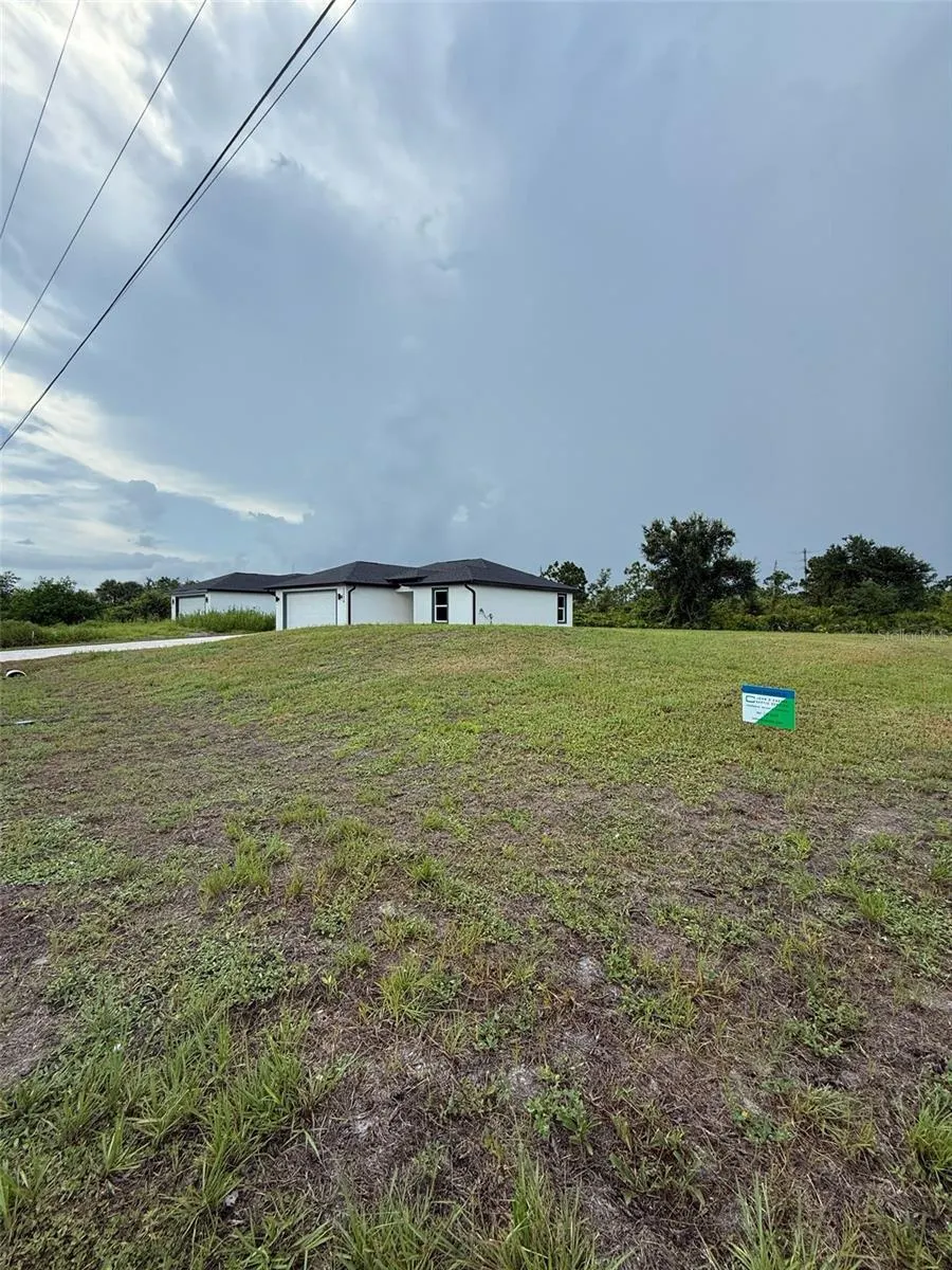 12276 EDWARDS RD