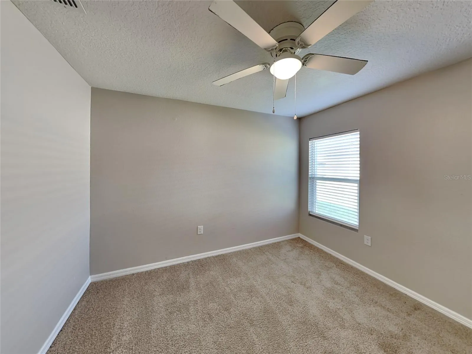 275 ELM CT