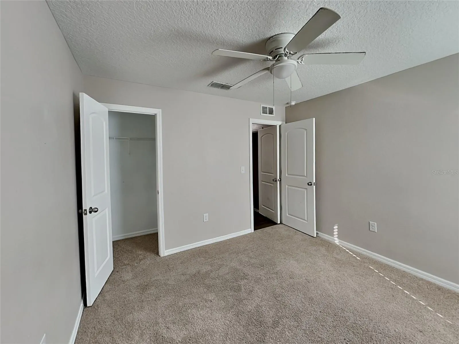275 ELM CT