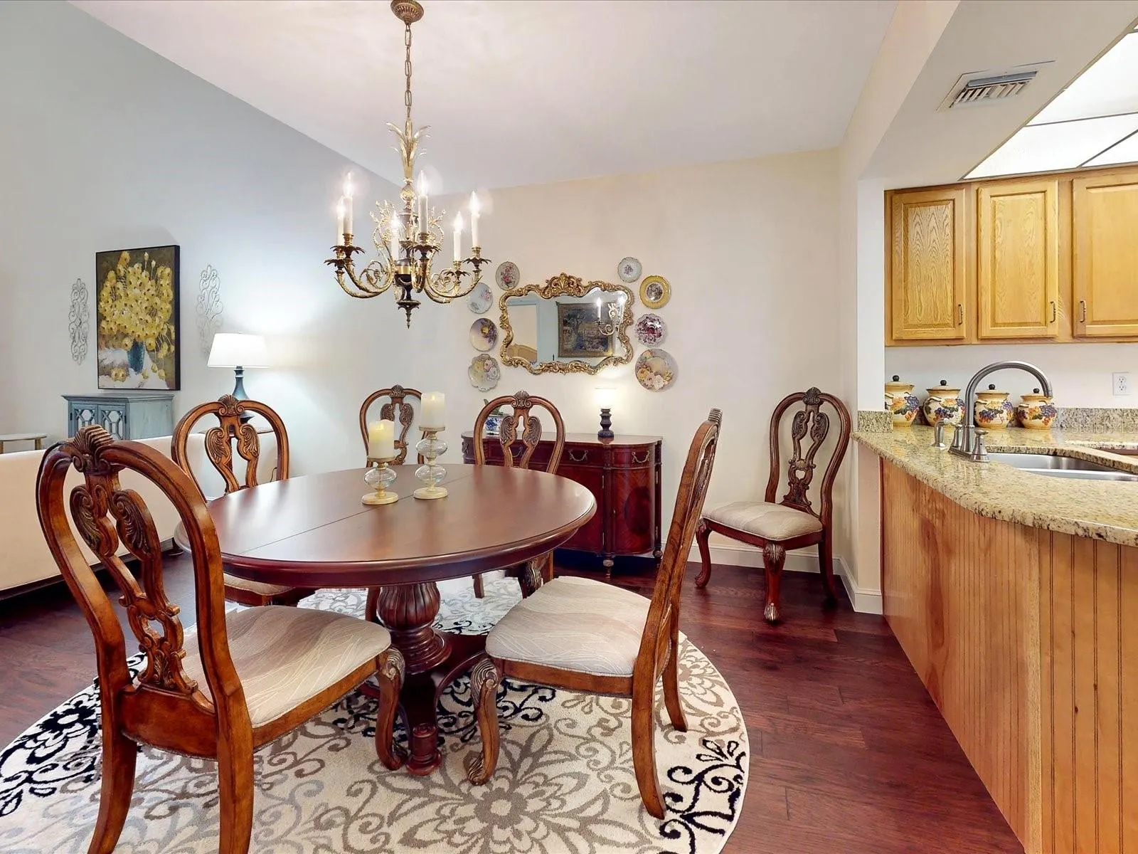 153 STRATFORD CT