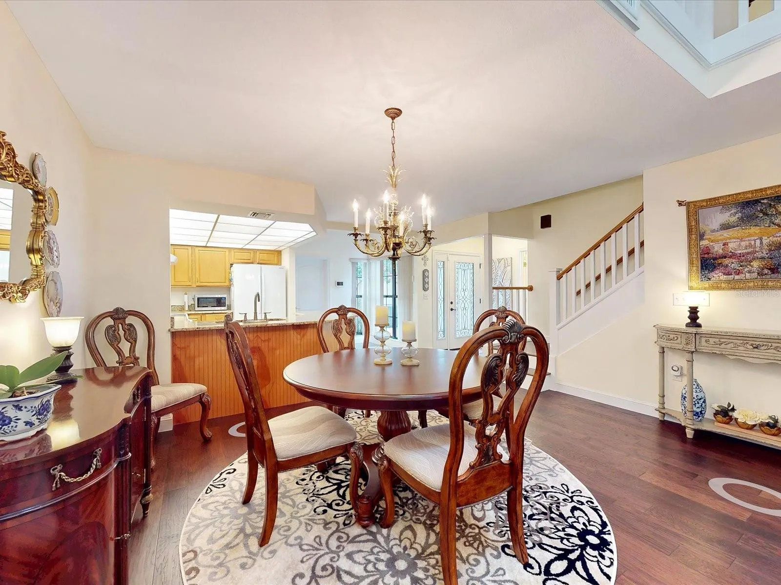 153 STRATFORD CT