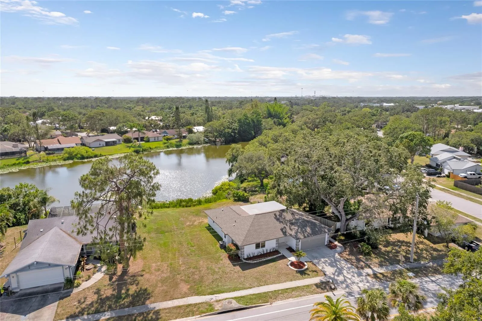 6572 MAUNA LOA BLVD