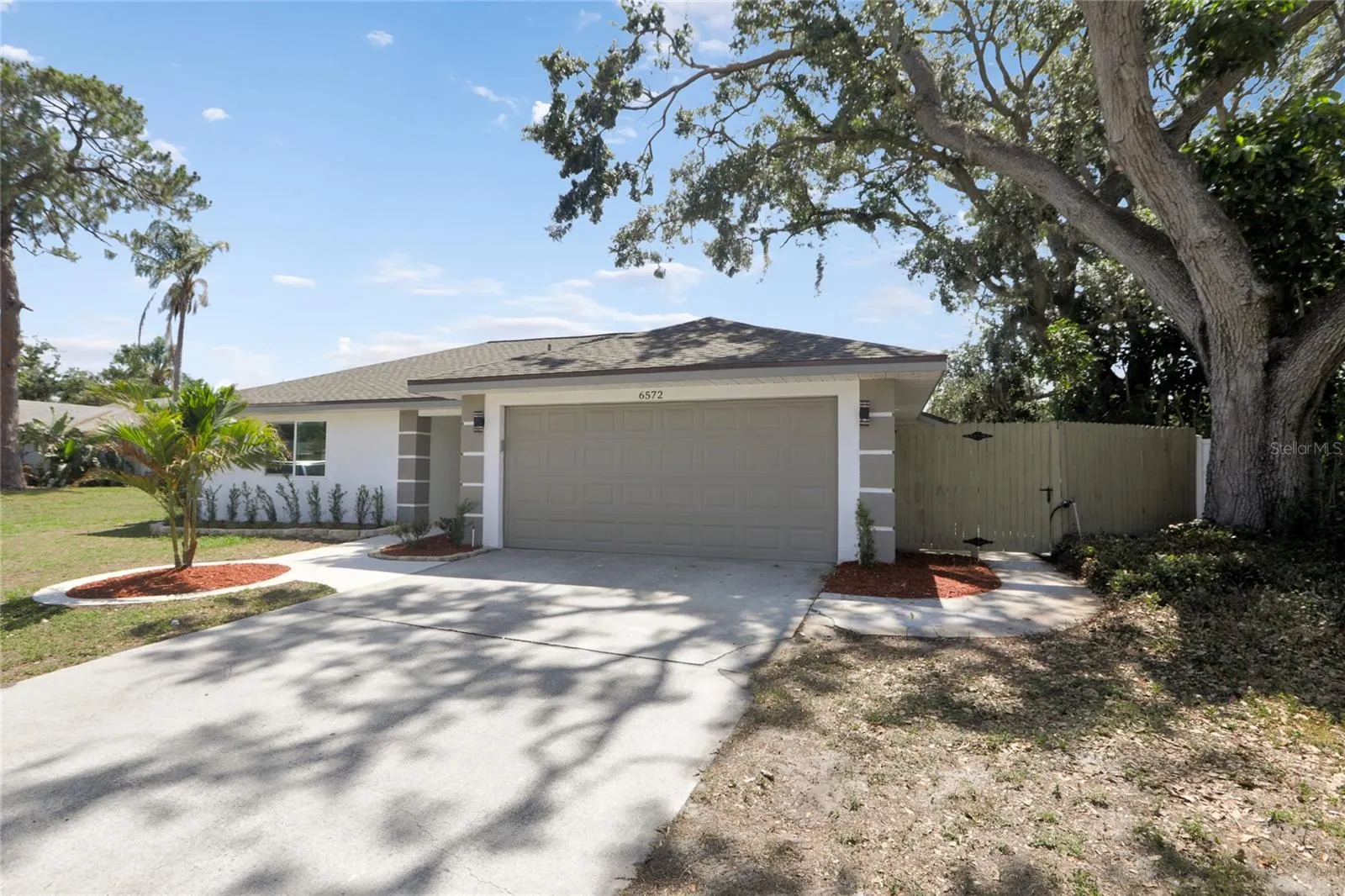 6572 MAUNA LOA BLVD