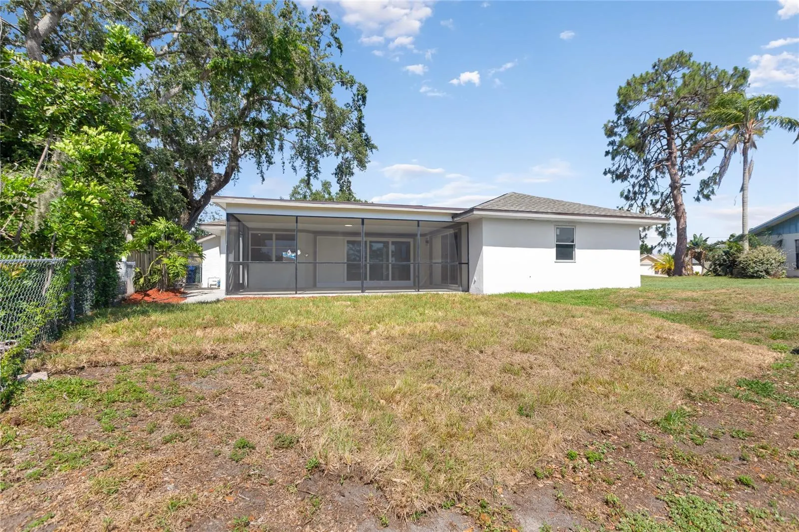 6572 MAUNA LOA BLVD