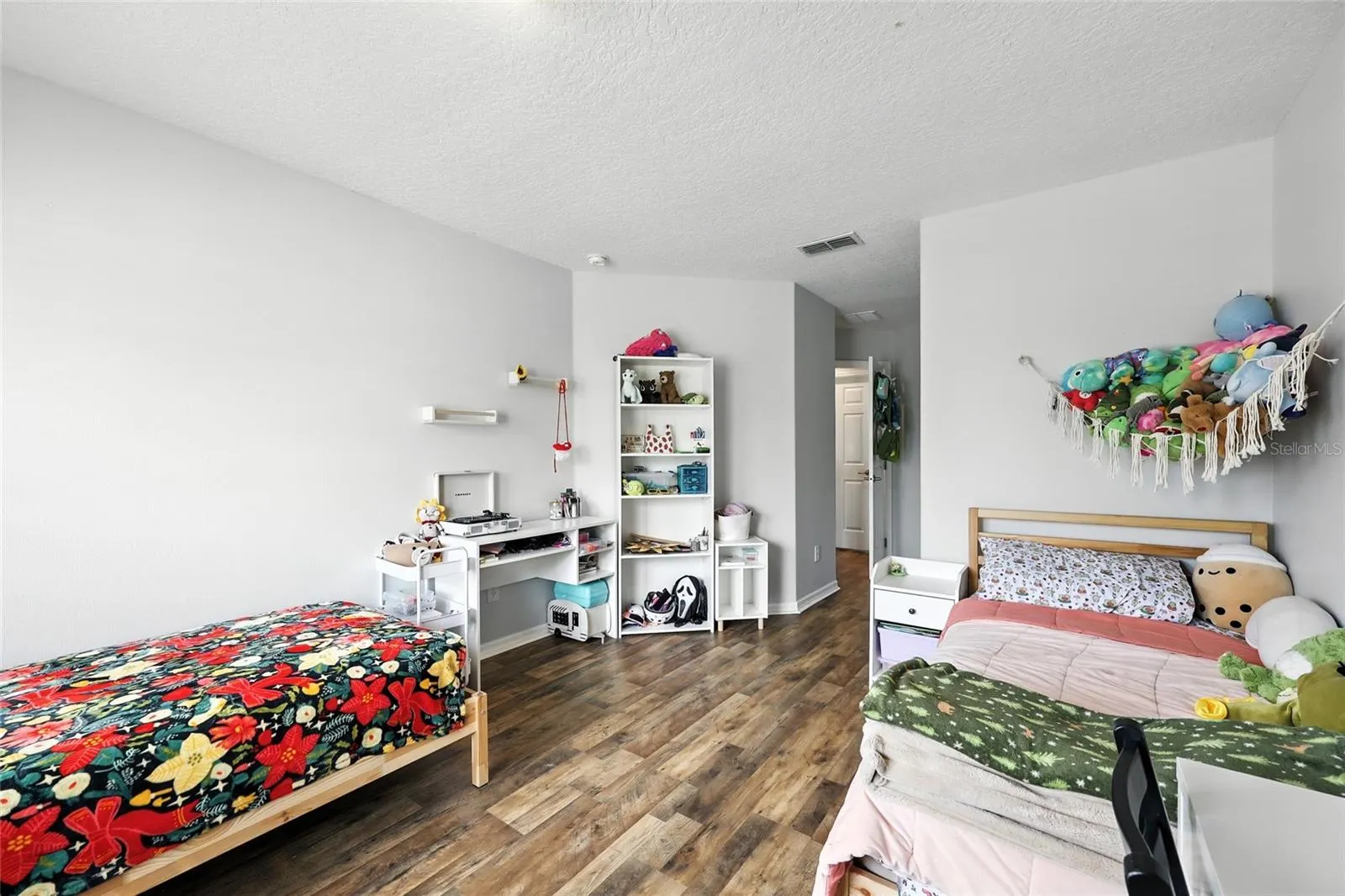 5816 COVINGTON COVE WAY