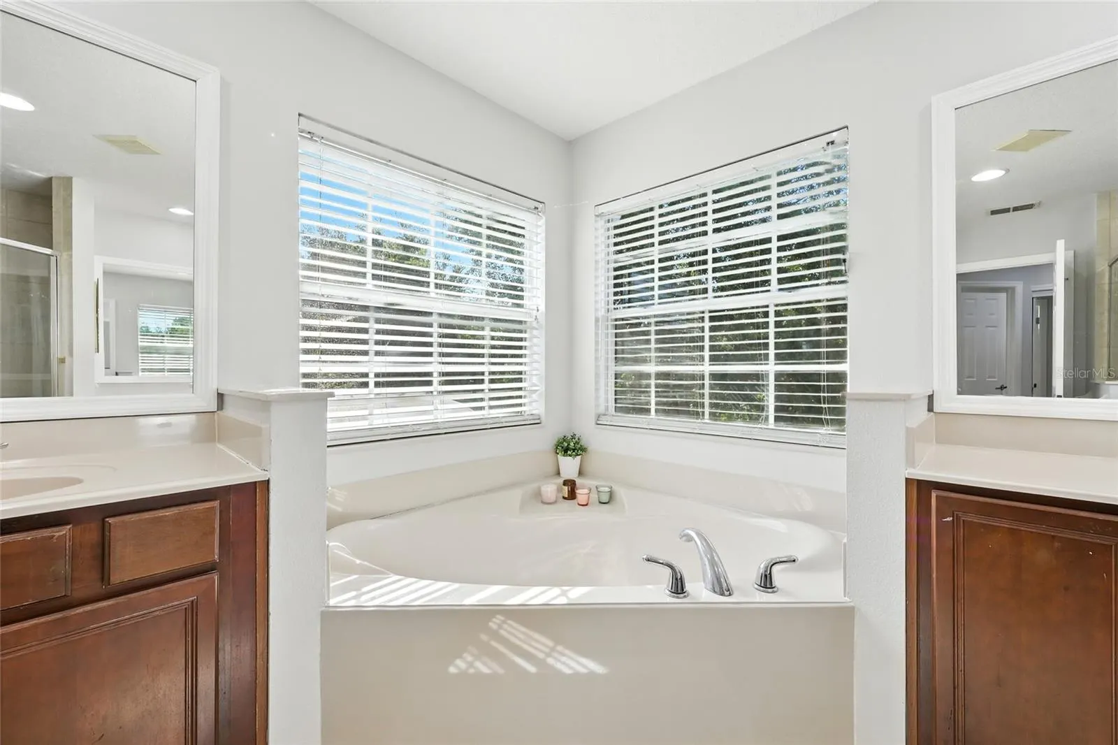 5816 COVINGTON COVE WAY