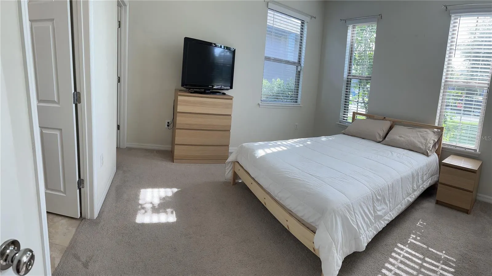 538 CITRUS ISLE BLVD