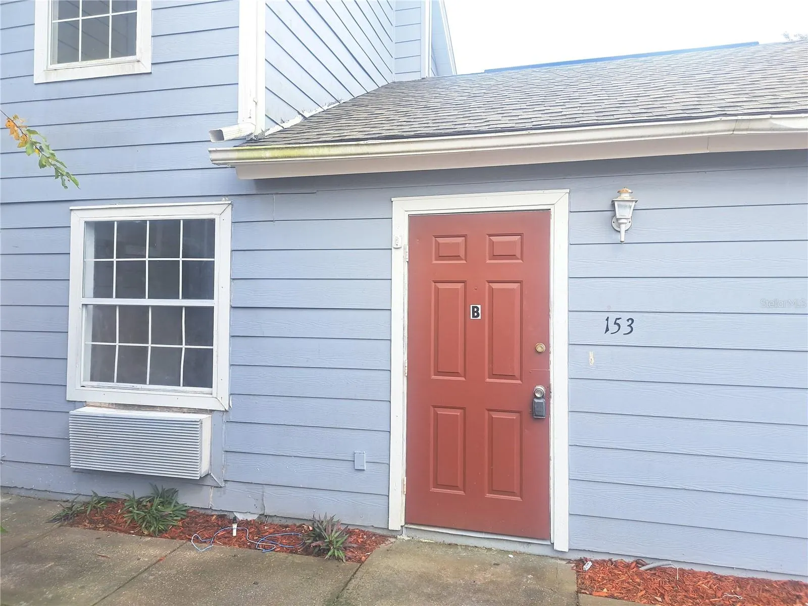 153 MANGO DR