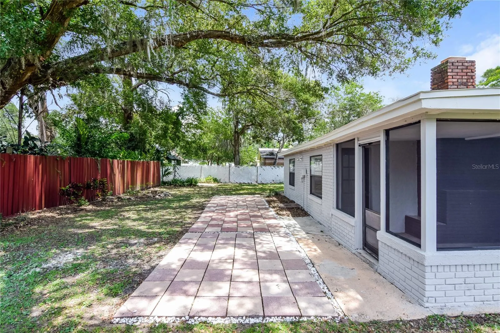 110 E SADIE ST