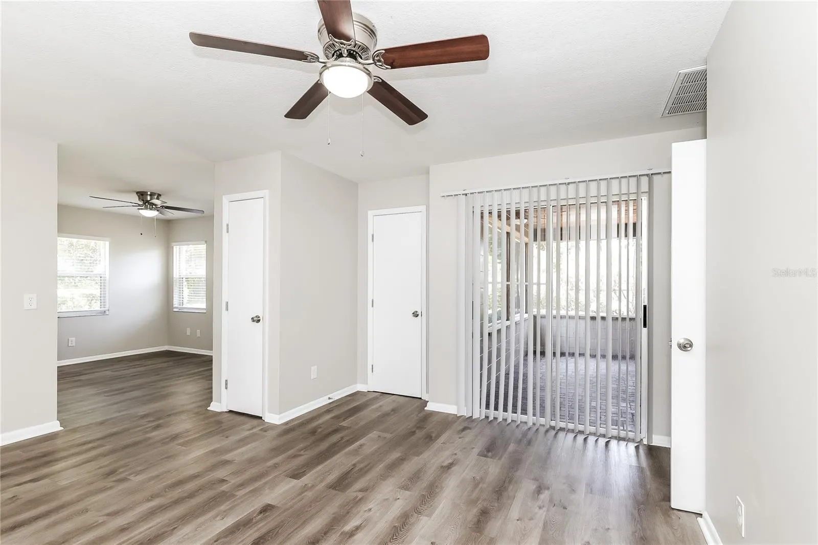 120 MILLER DR