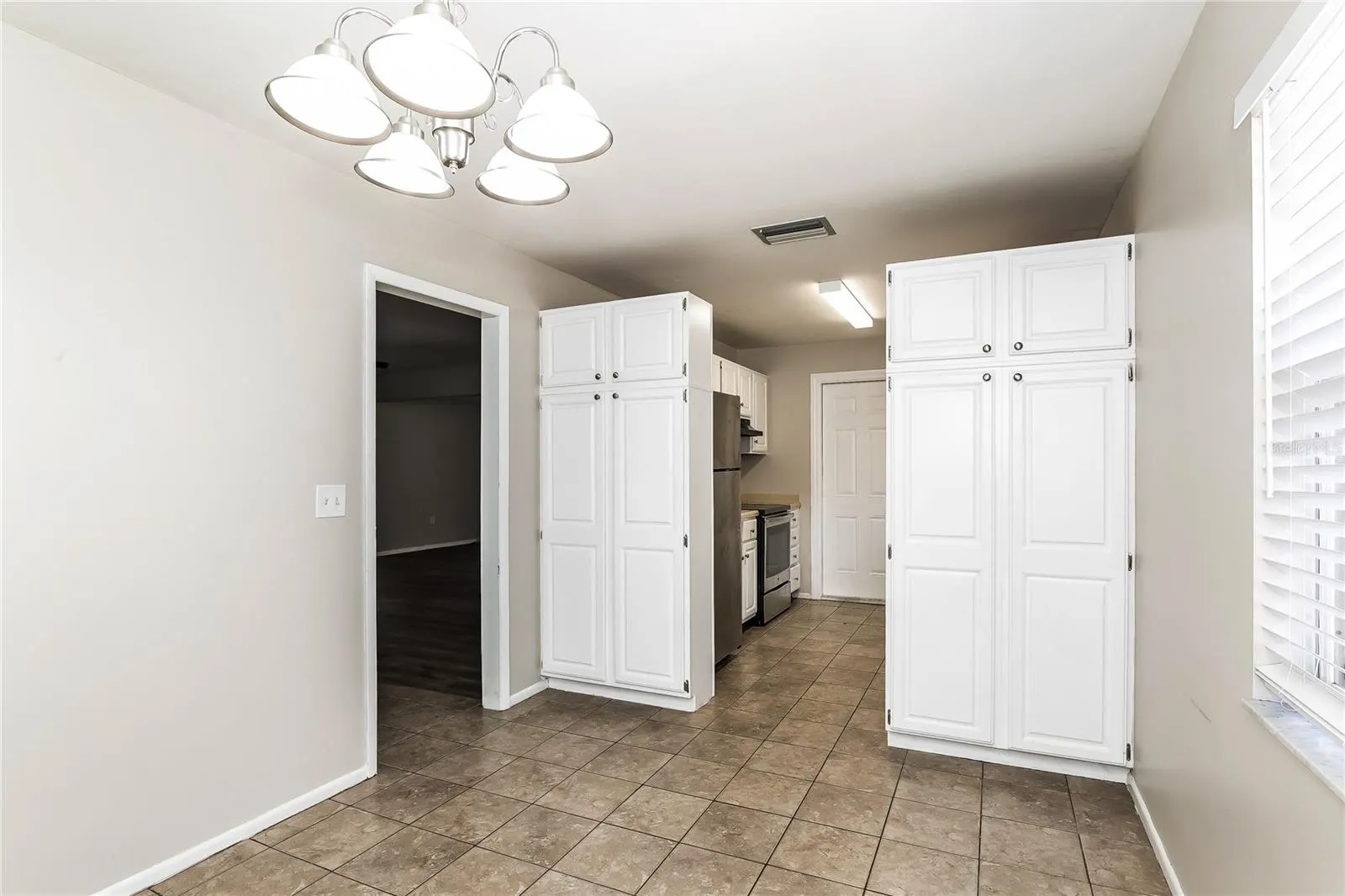 120 MILLER DR