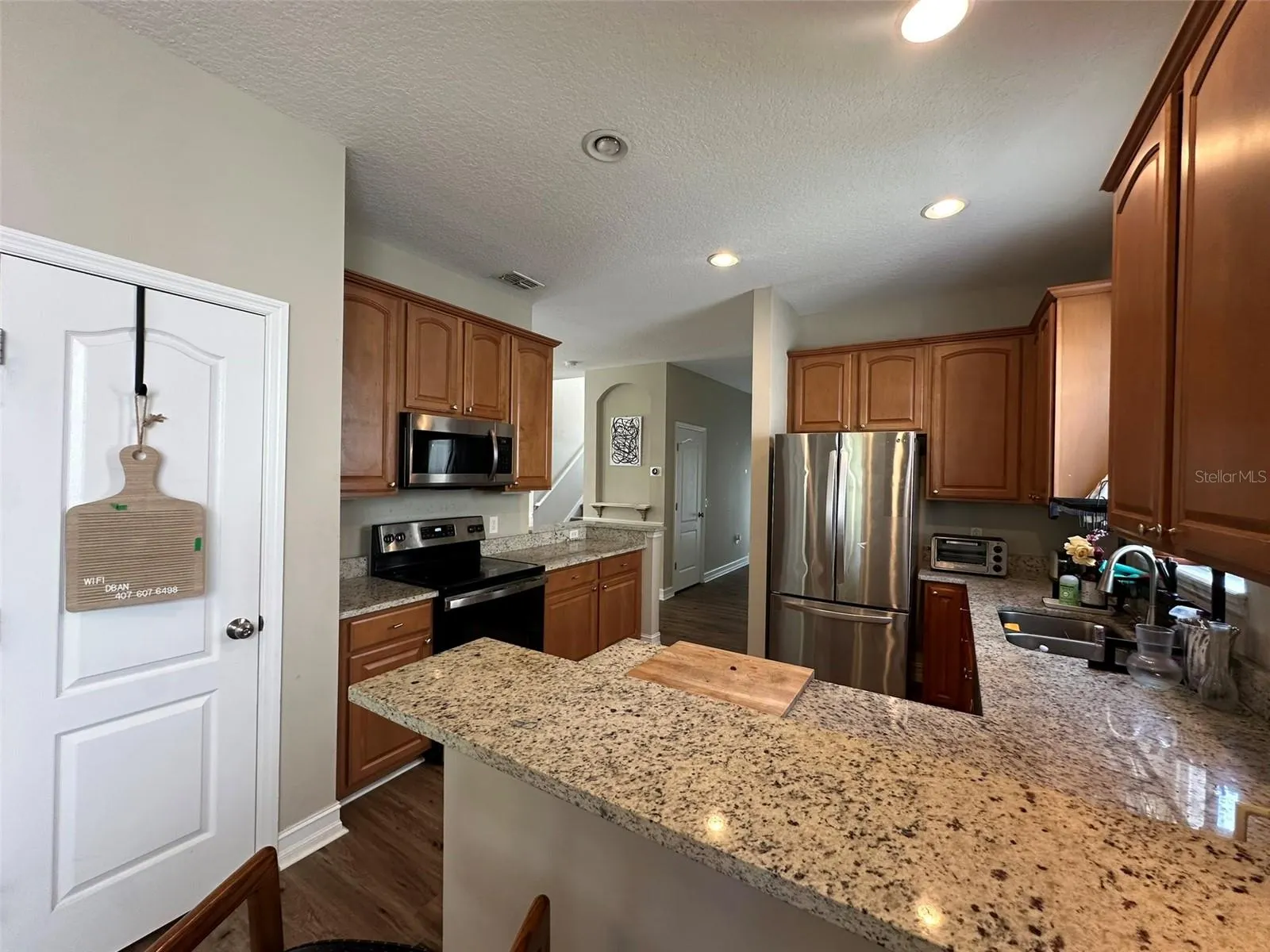 6979 BLUESTEM RD