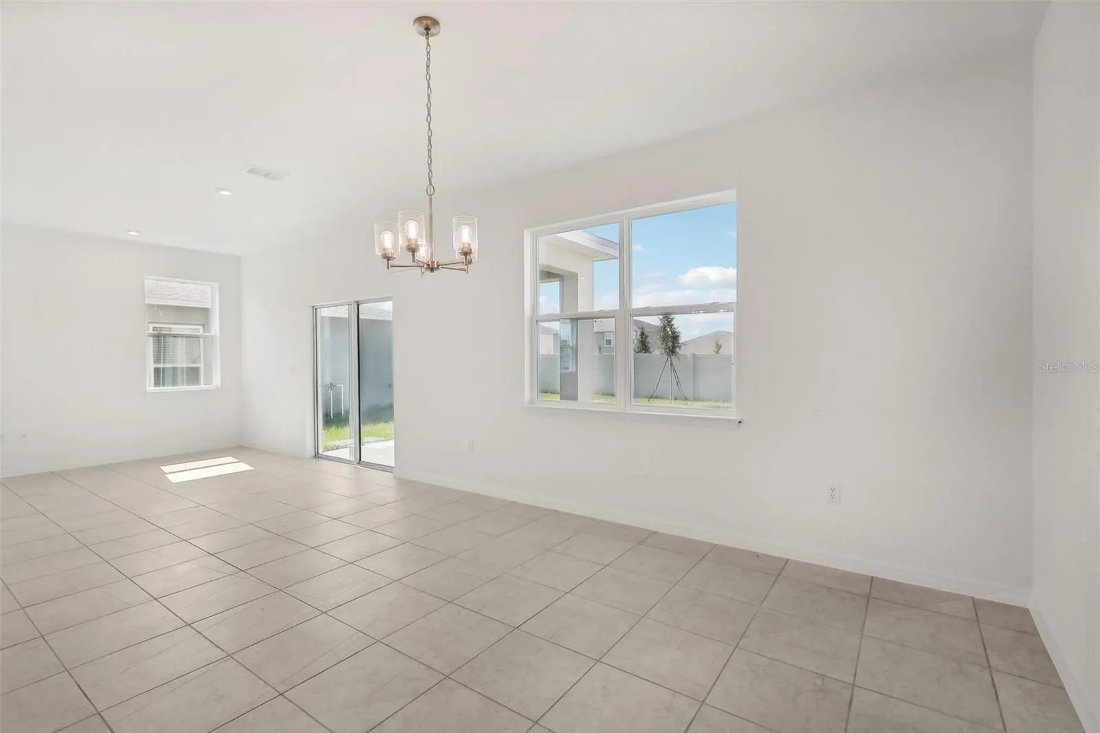 4156 LAVENDER CT