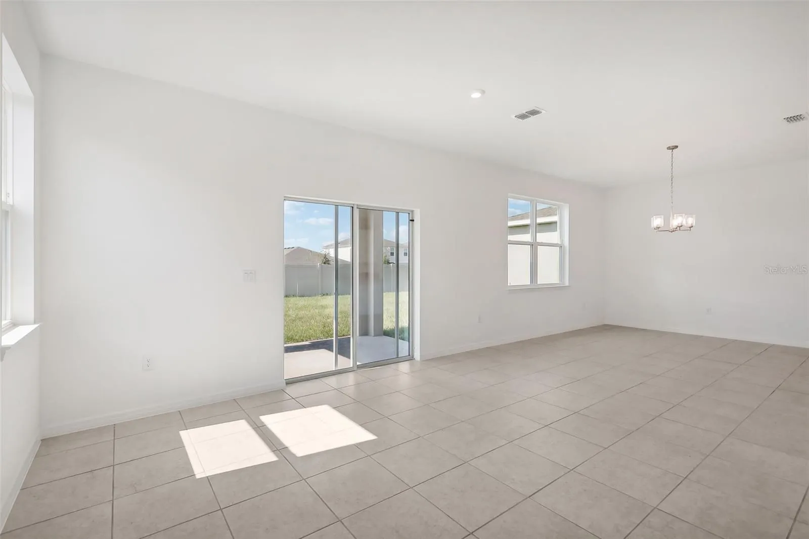4156 LAVENDER CT