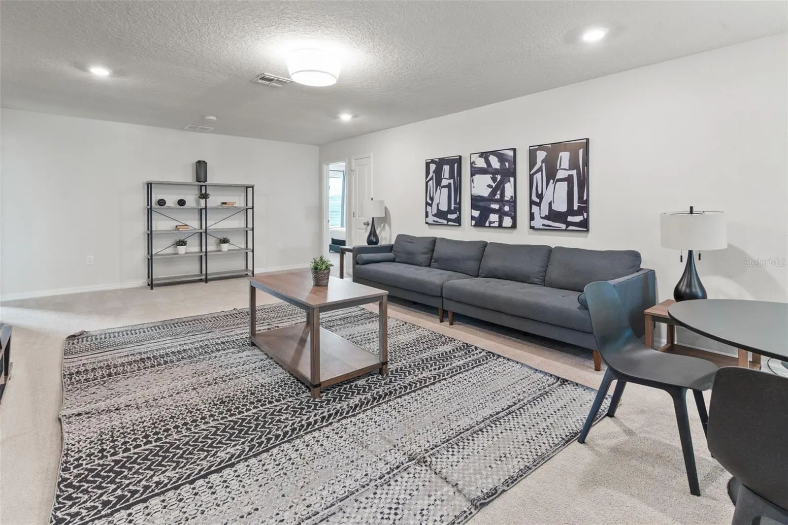 2070 LELANI CIR