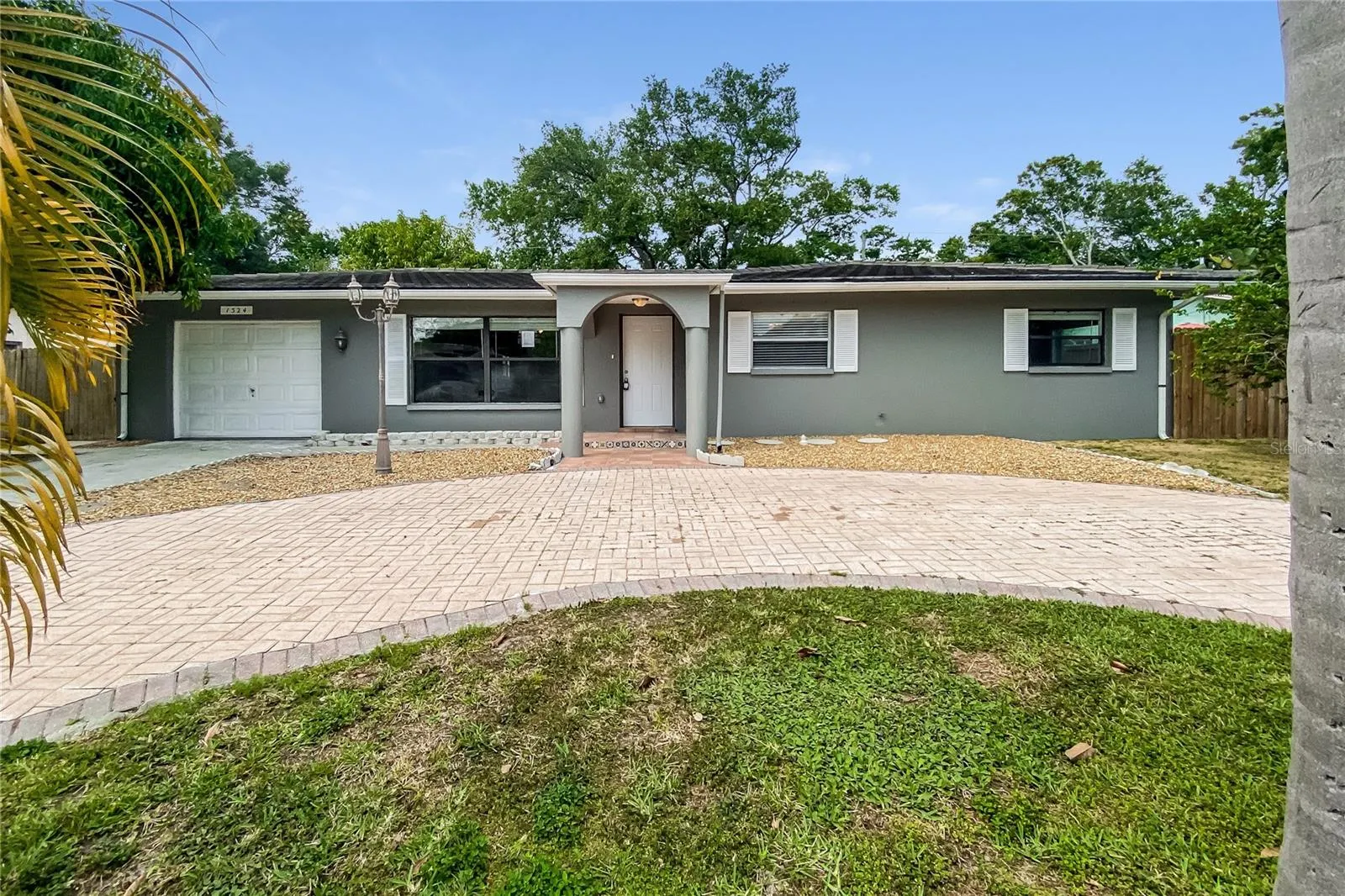 1524 SANDY LN